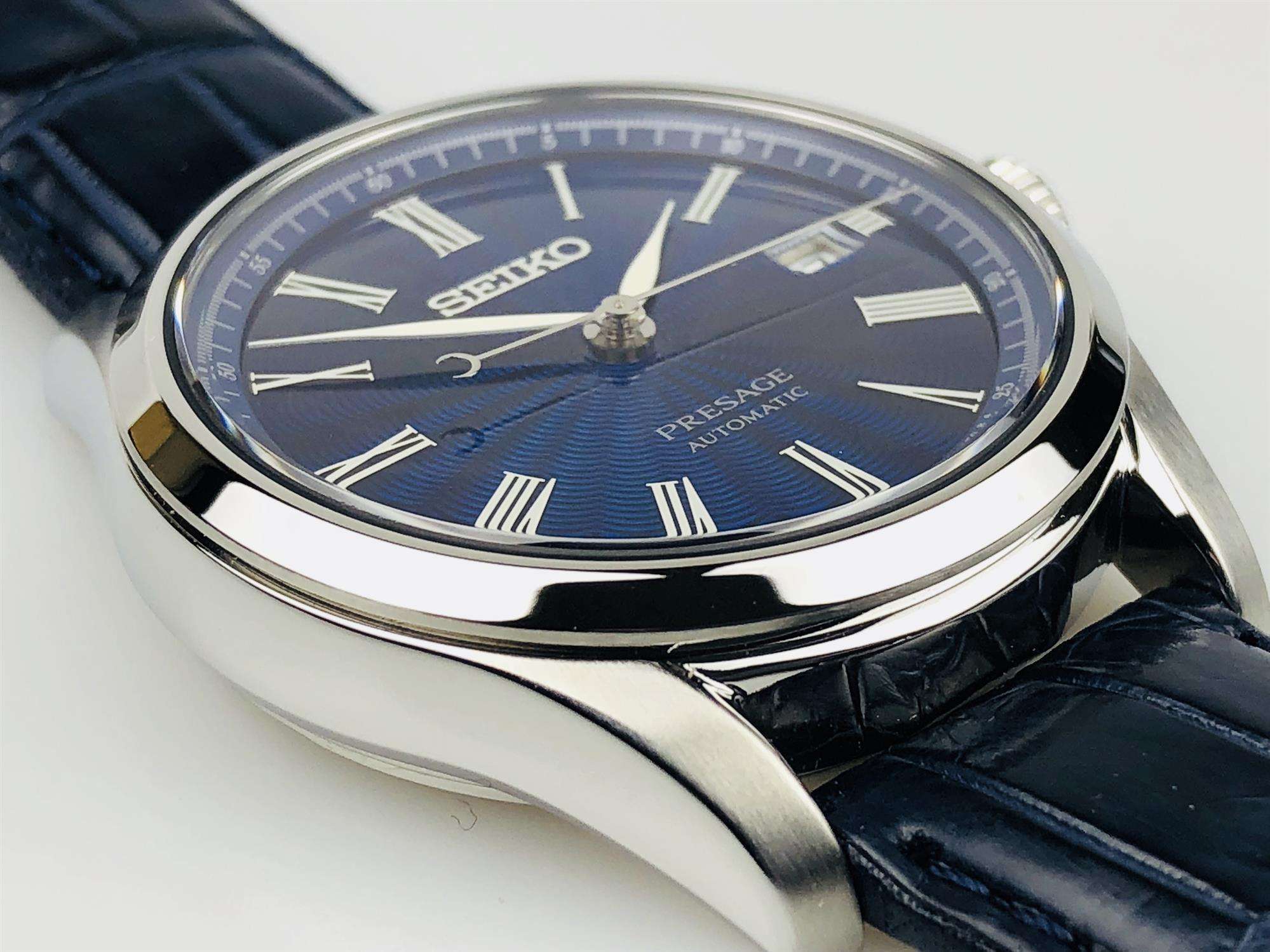 Seiko Presage The Shippo Enamel silbernes Stahlgehäuse, blauer Krokodillederarmband, limitierte Auflage, automatische blaue Zifferblatt Herren Uhr SPB075J1