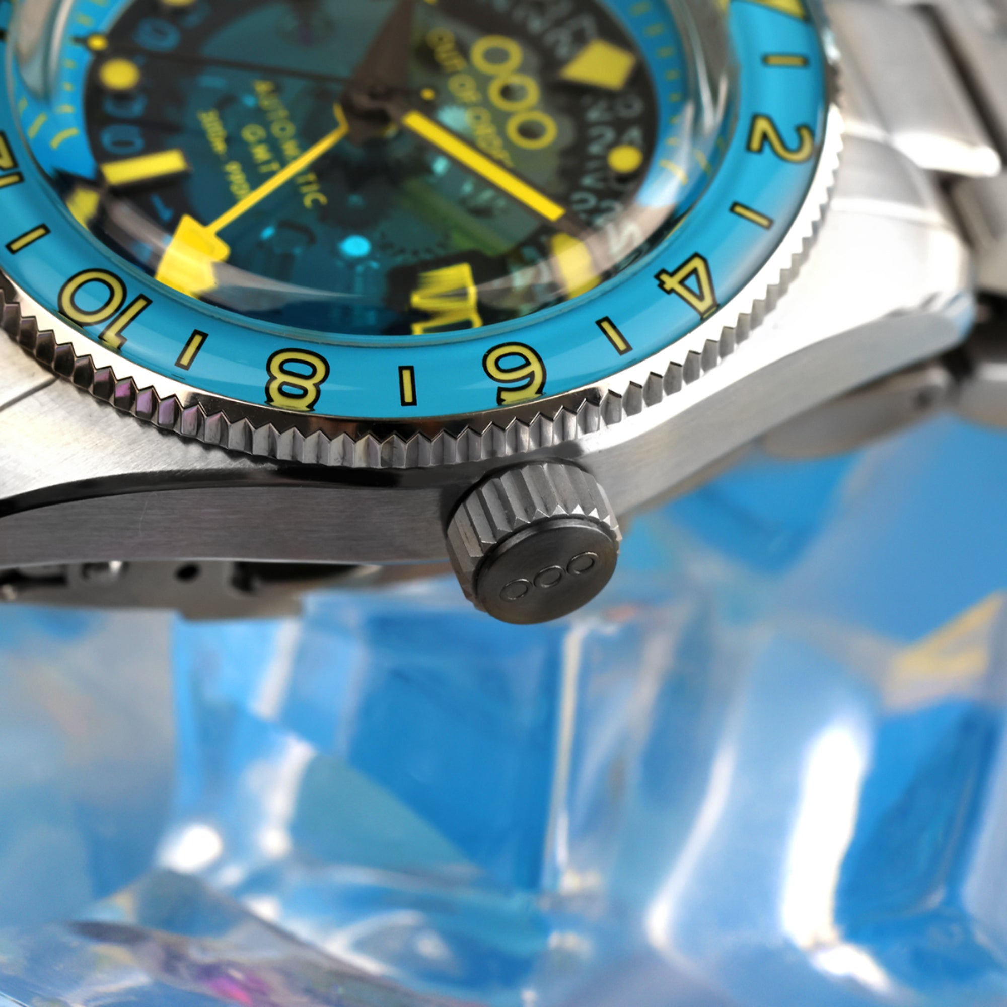 Out of Order OOO.001-25.AA.BAND.SS Limited Edition Watch