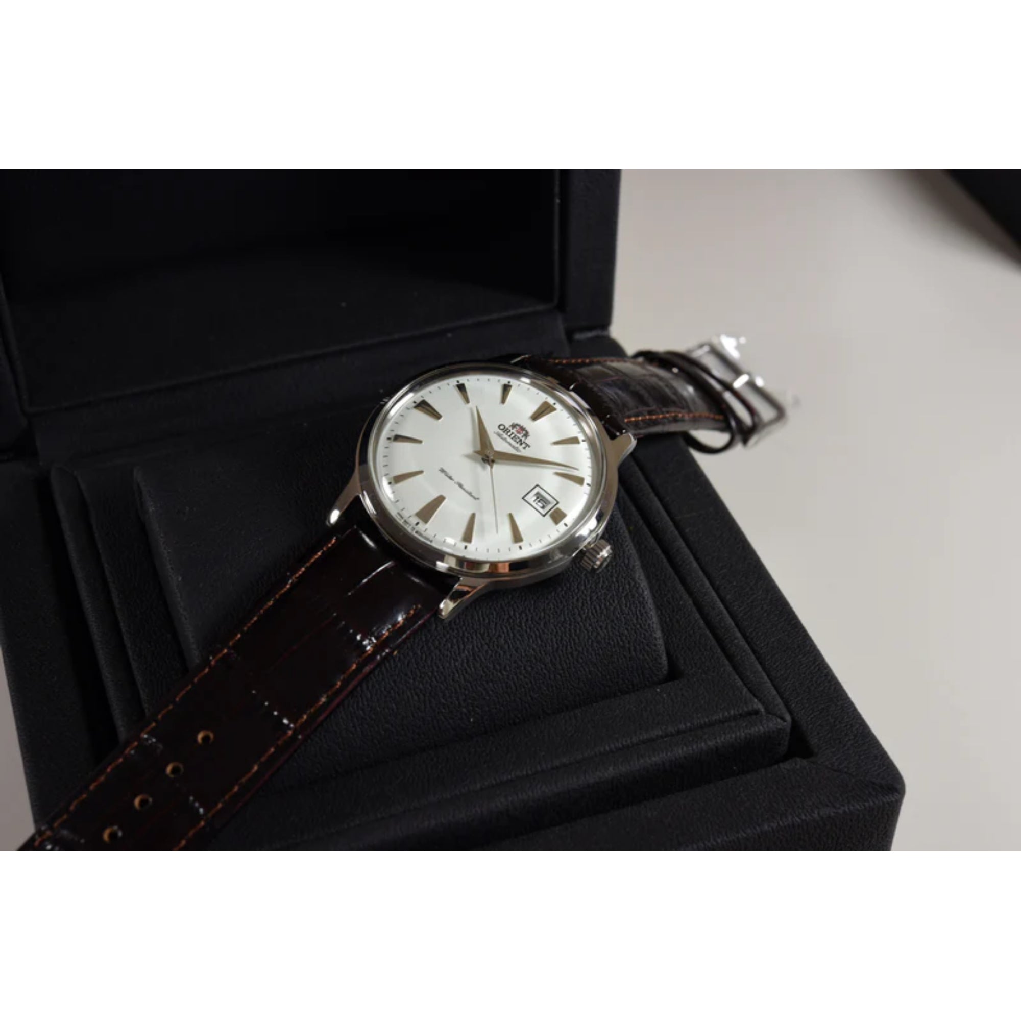 Orient Bambino 40,5mm Weißes Zifferblatt Leder Herren Automatik Uhr FAC00005W0