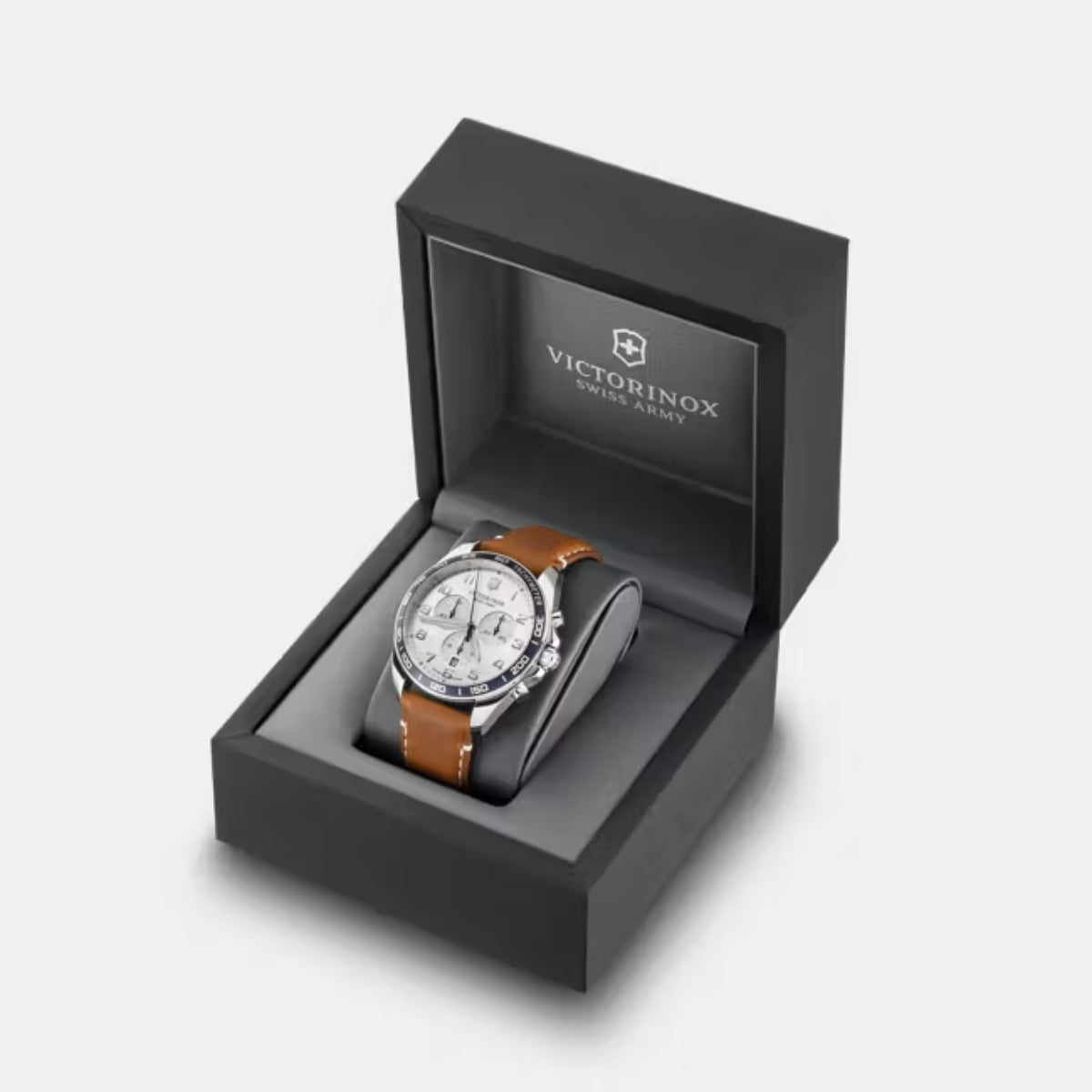 Victorinox FieldForce 42mm Chronograph Silbernes Zifferblatt Leder Herren Quarz Uhr 241900