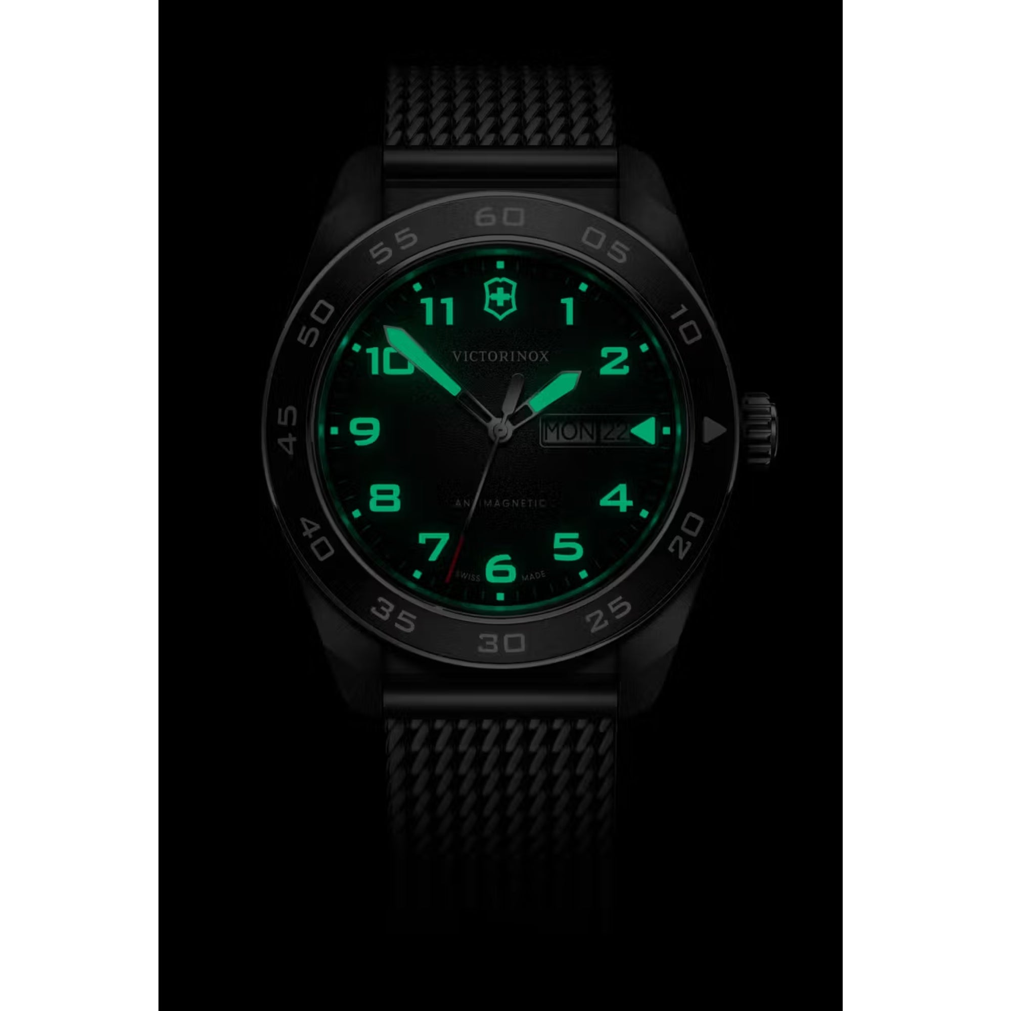 Victorinox Swiss Army 42mm Schwarzes Zifferblatt Stahl Herren Quarz Uhr 242043