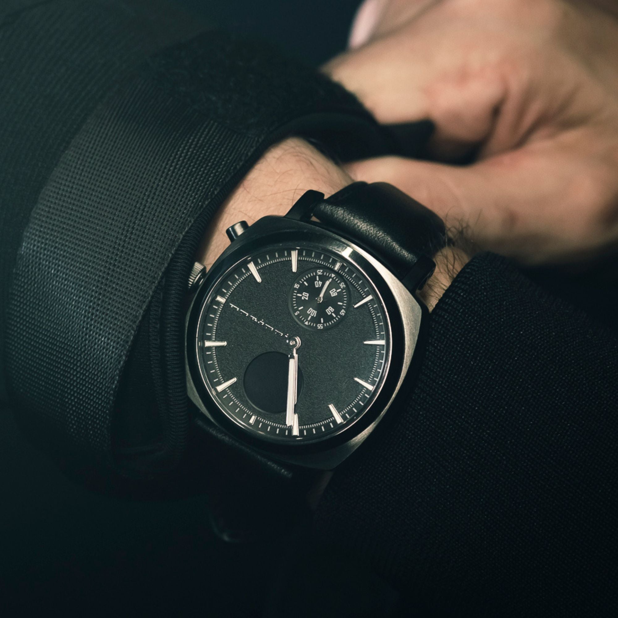 Pininfarina Senso Hybrid Slate Black Dial Leather Smart Watch PMH01A-04