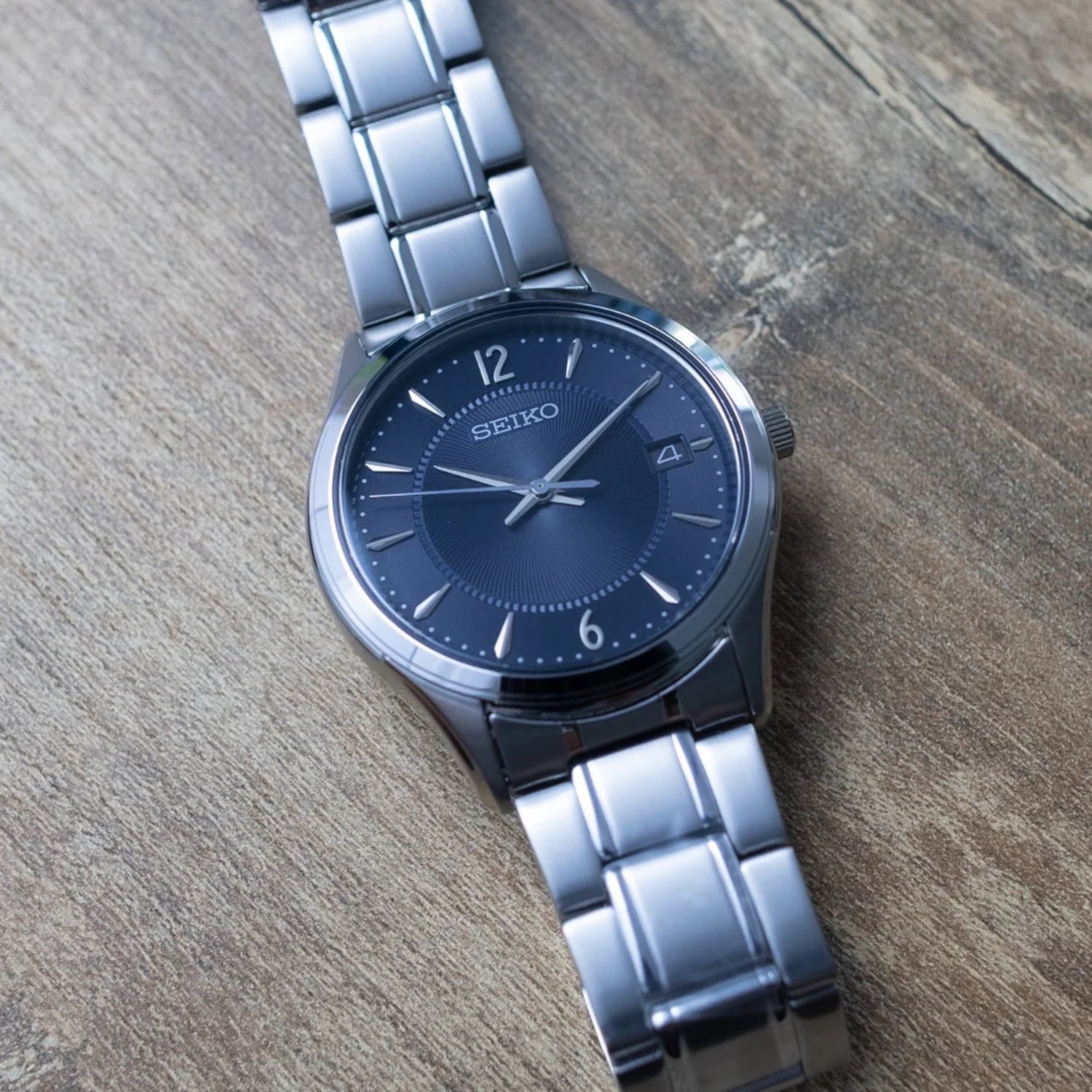 Seiko Essentials 39.4mm blue sunburst dial slim stainless steel quartz watch SUR419P1