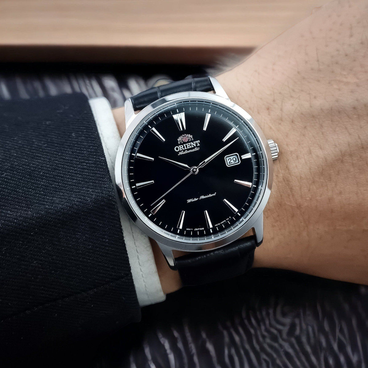 Orient Contemporary 42 mm Schwarzes Zifferblatt Leder Herren Automatik Uhr RA-AC0F05B30B