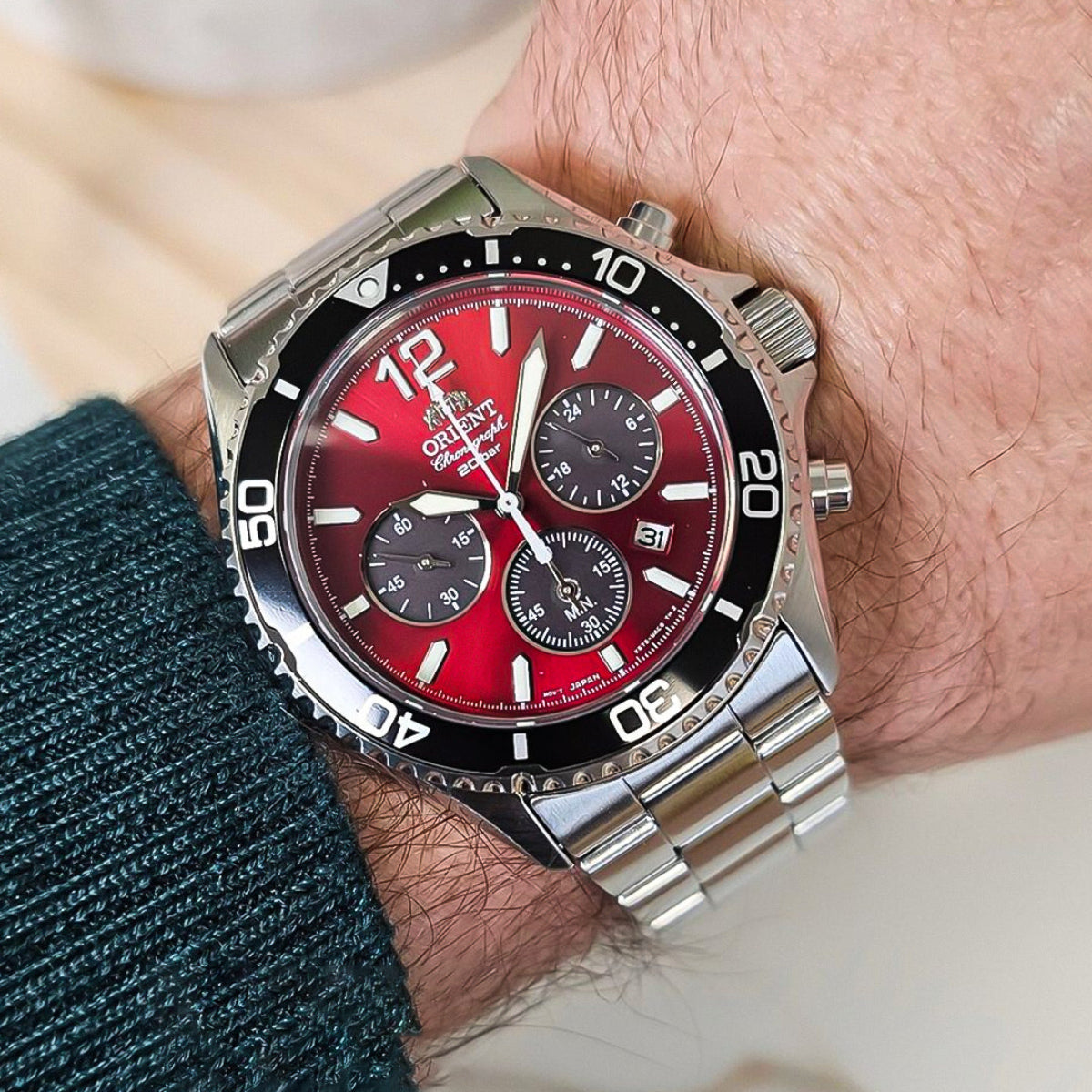 Orient Mako RA-TX0207R10B solar chronograph watch worn on wrist
