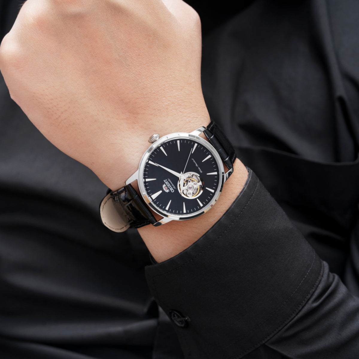 Orient Contemporary 41mm Offenes Herz Schwarzes Zifferblatt Leder Herren Automatik Uhr TAG02004B0