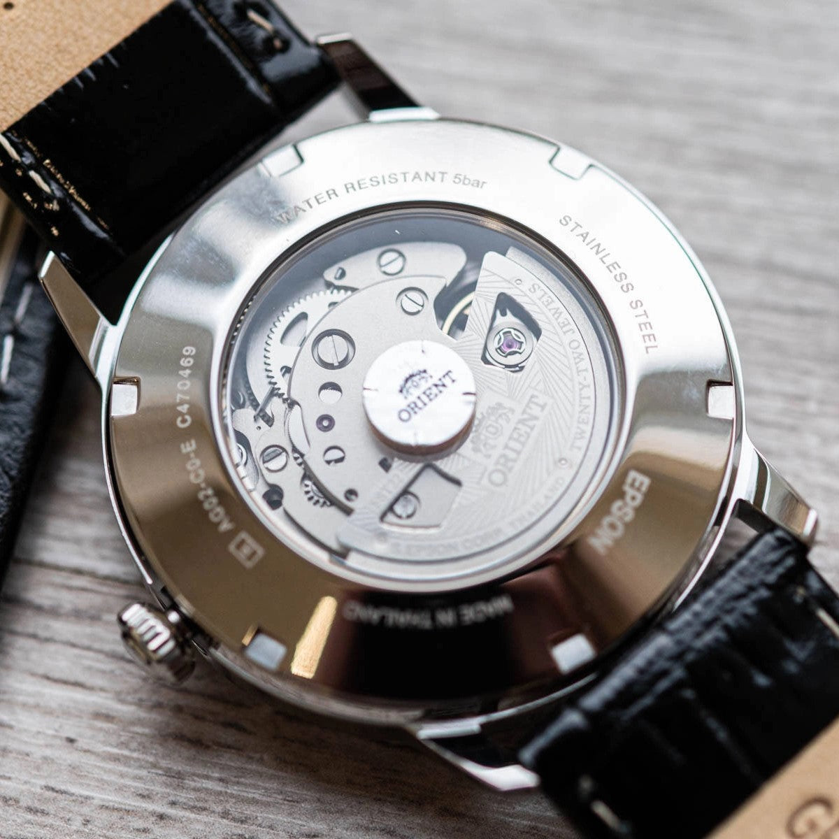 Orient Contemporary 41mm Offenes Herz Schwarzes Zifferblatt Leder Herren Automatik Uhr TAG02004B0