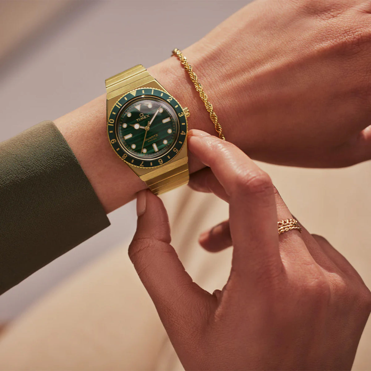 Timex Q 36mm Green Dial Steel Ladies Quartz Watch TW2V92200