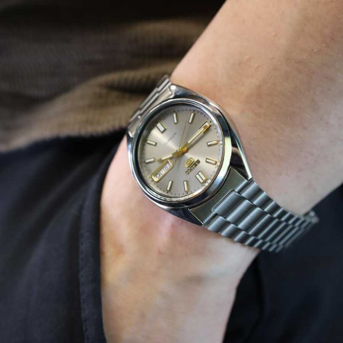 Seiko 5 Automatic Grey Dial Steel Strap Men's Watch SNXS75K1