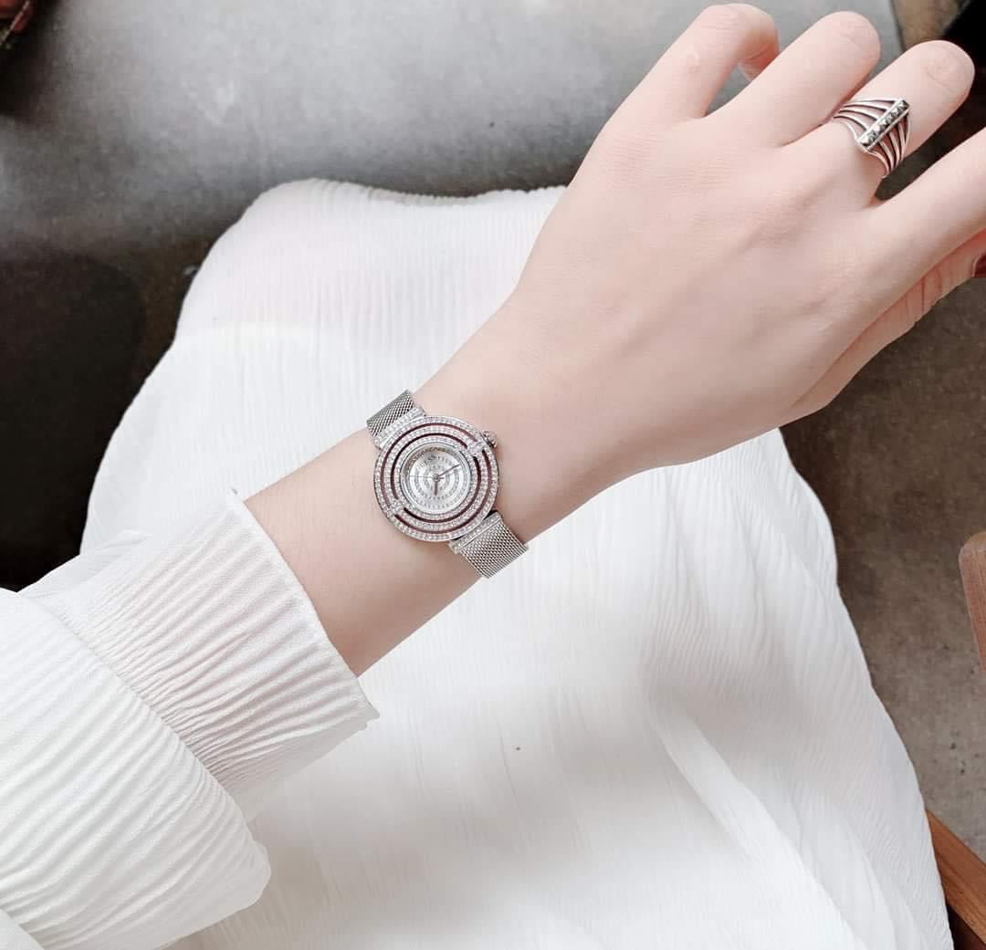 Guess Women’s Silver Crystal Bracelet Watch GW0550L1