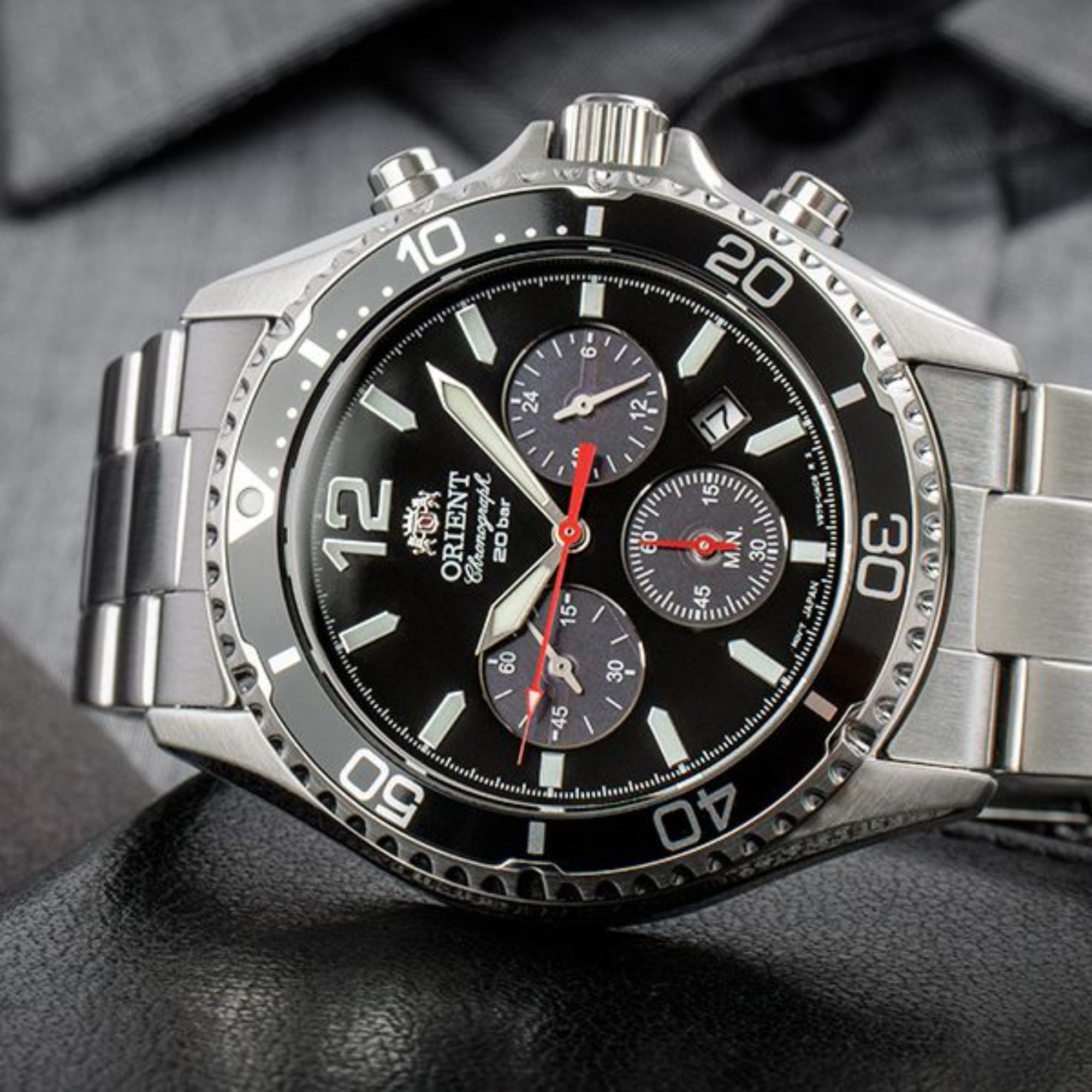 Orient Mako 43mm Chronograph Black Dial Steel Mens Solar Watch RA-TX0202B10B