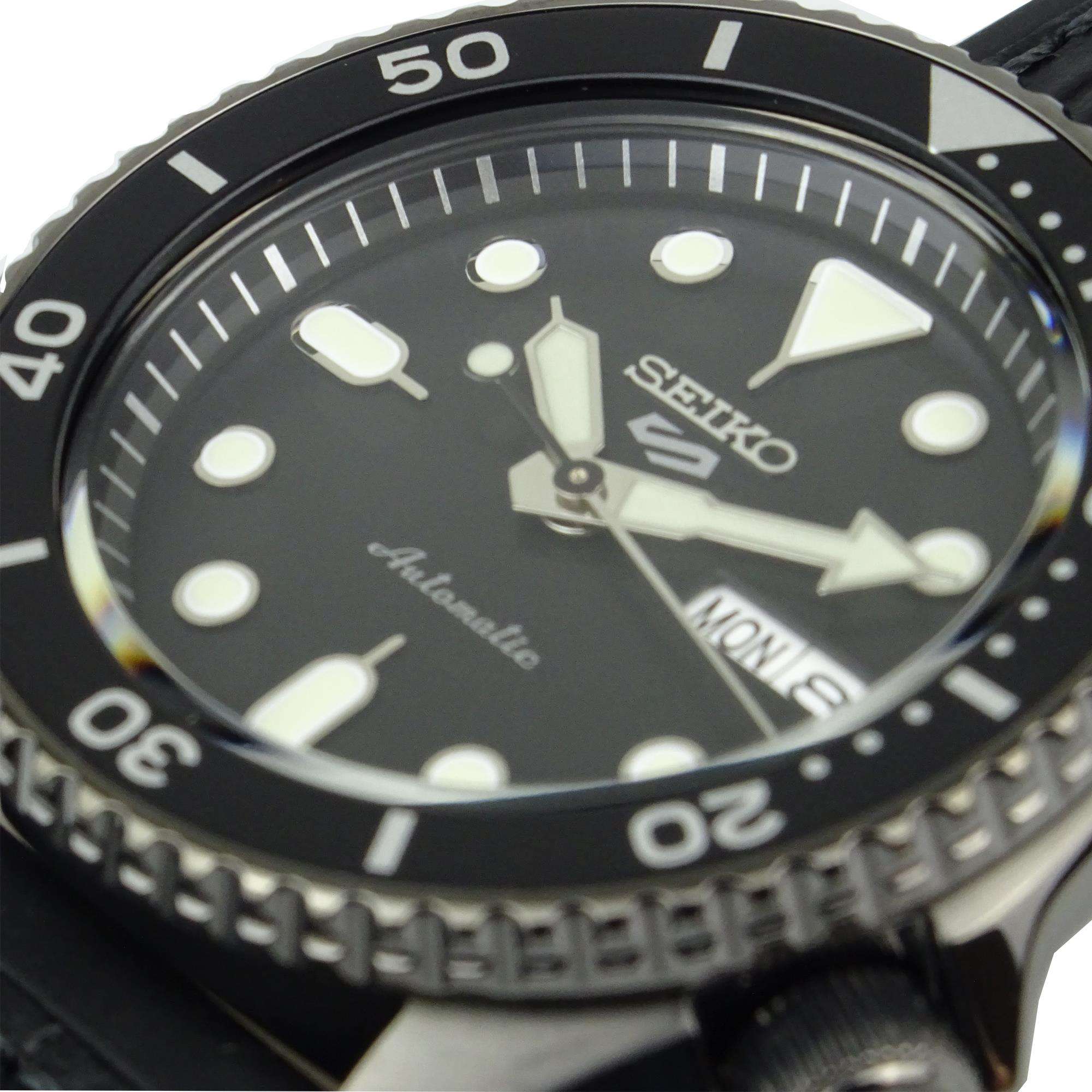 Seiko 5 Sports Automatik Schwarzes Zifferblatt Schwarzes Lederarmband Herren Uhr SRPD65K3
