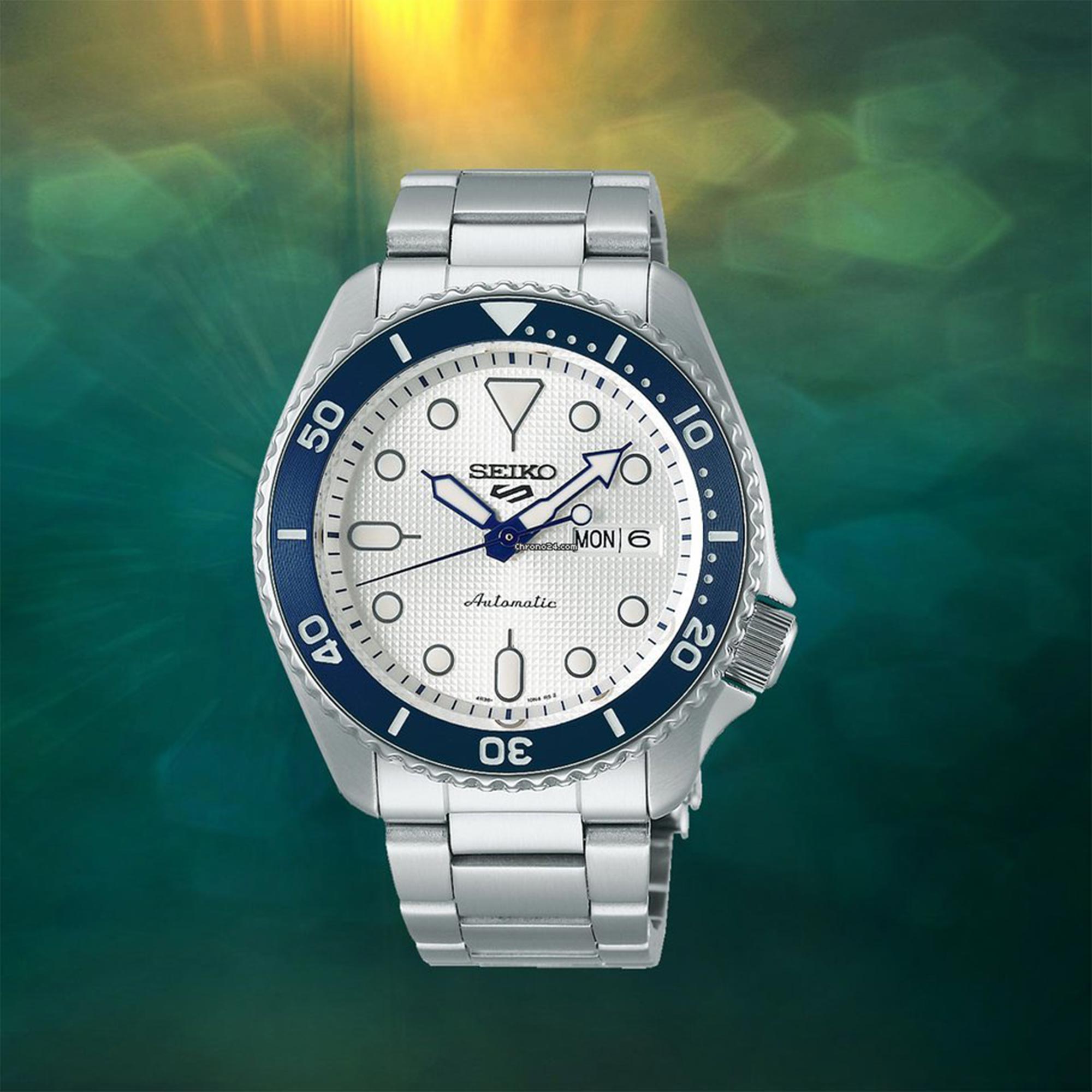 Seiko 5 Sports 140. Jubiläum Limitierte Auflage Automatik Weißes Zifferblatt Edelstahl Armband Herren Uhr SRPG47K1