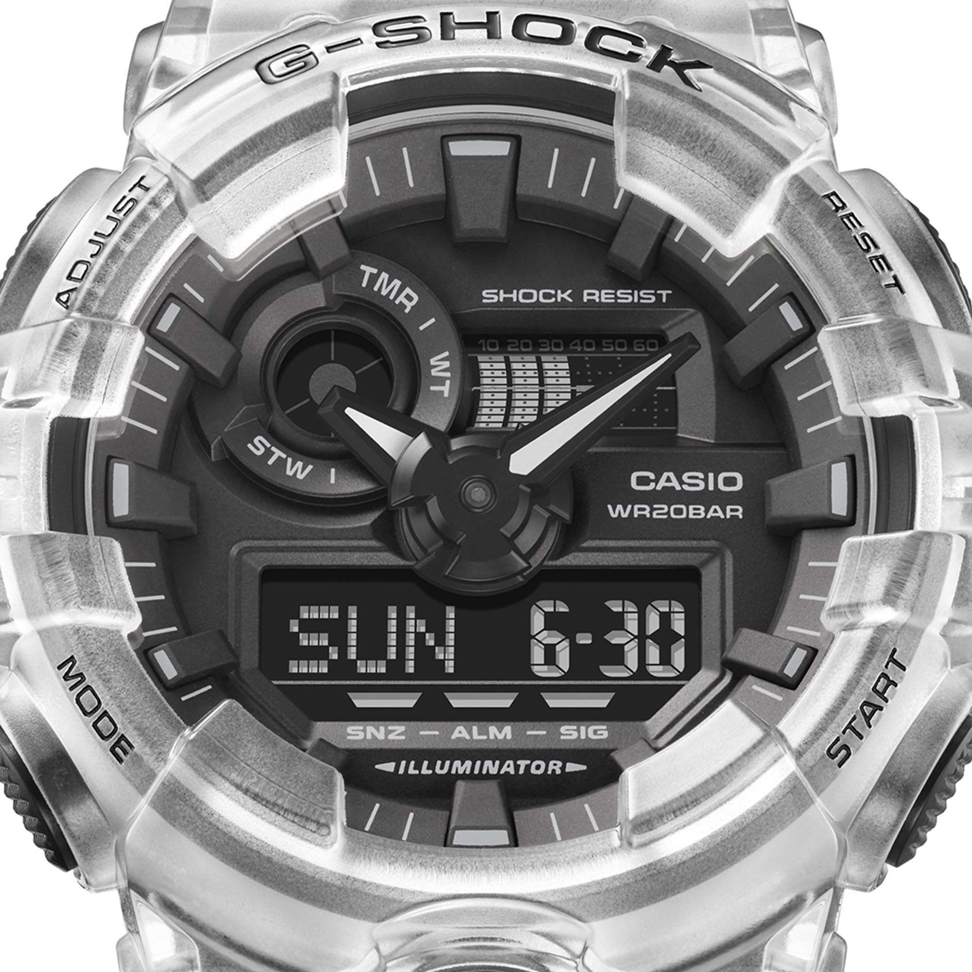 Montre homme Casio G-Shock quartz cadran noir bracelet résine transparent GA-700SKE-7AER