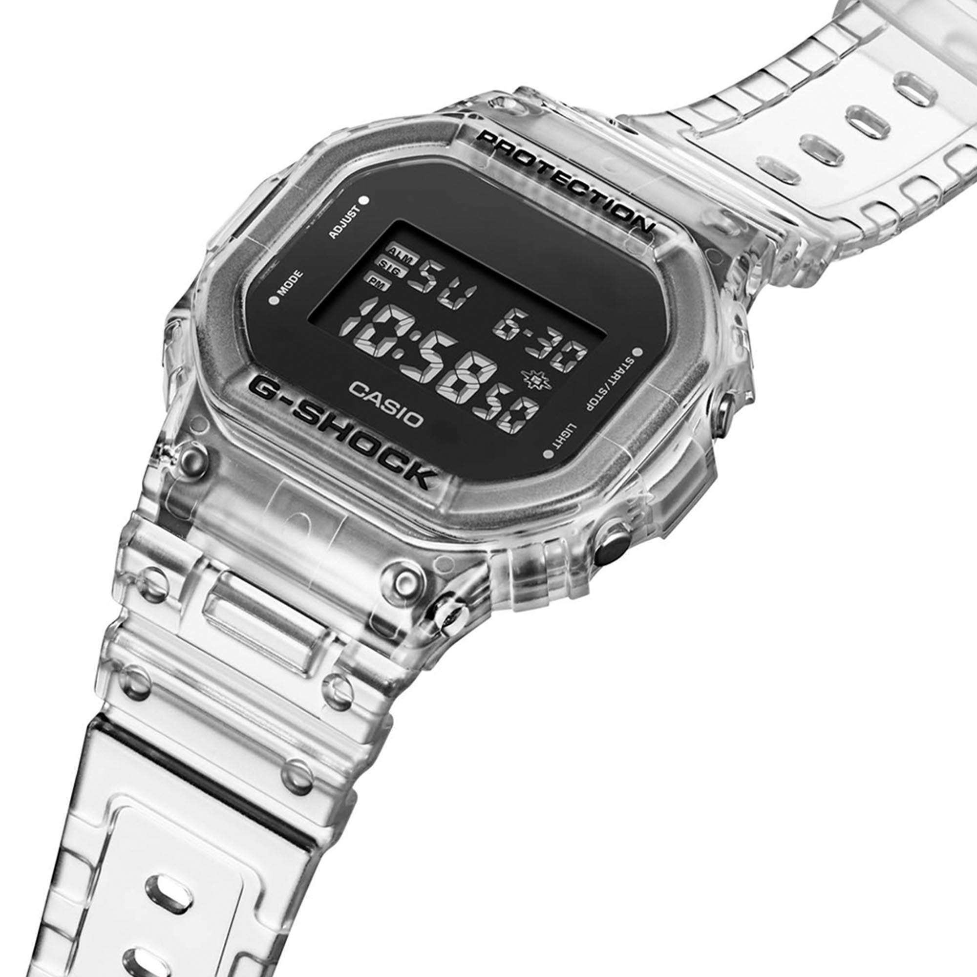 Casio G-Shock Quarz Schwarzes Zifferblatt Transparentes Silikonarmband Herren Uhr DW-5600SKE-7ER