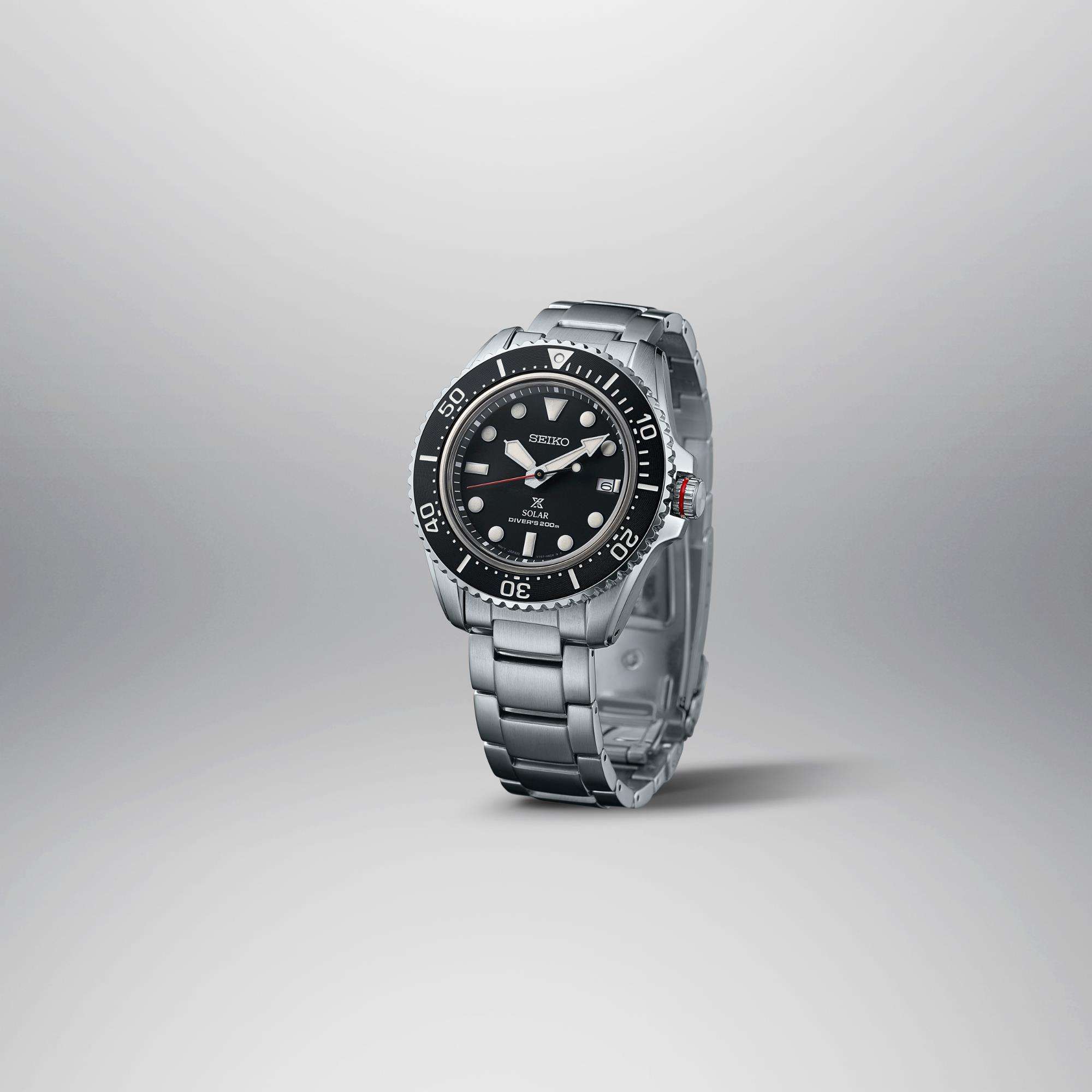 Seiko Prospex Solar Quarz Schwarzes Zifferblatt Edelstahlarmband Herren Uhr SNE589P1