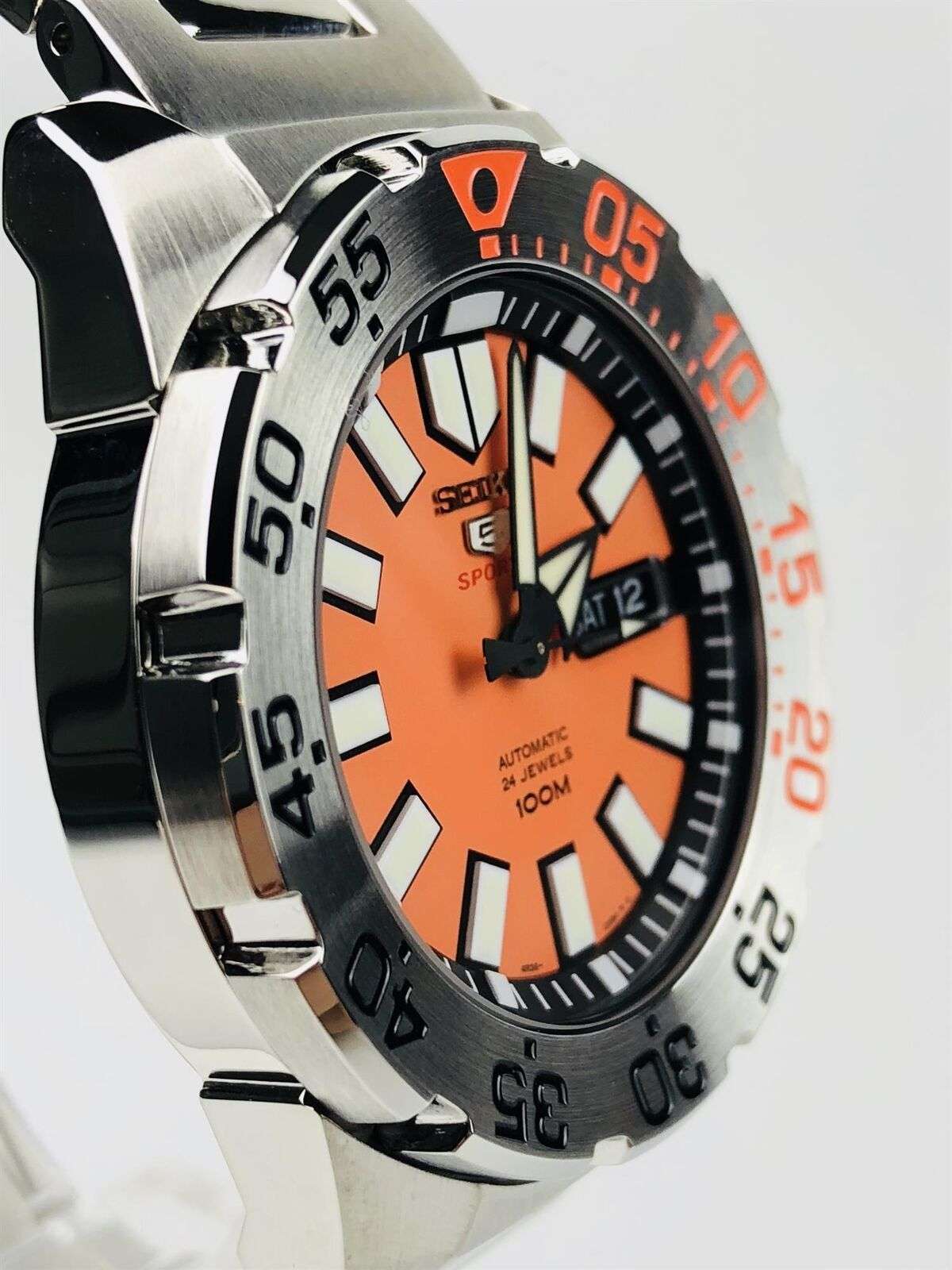Seiko 5 Sports Diver Baby Orange Monster Silber Edelstahl Oranges Zifferblatt Herren Uhr SRP483K1