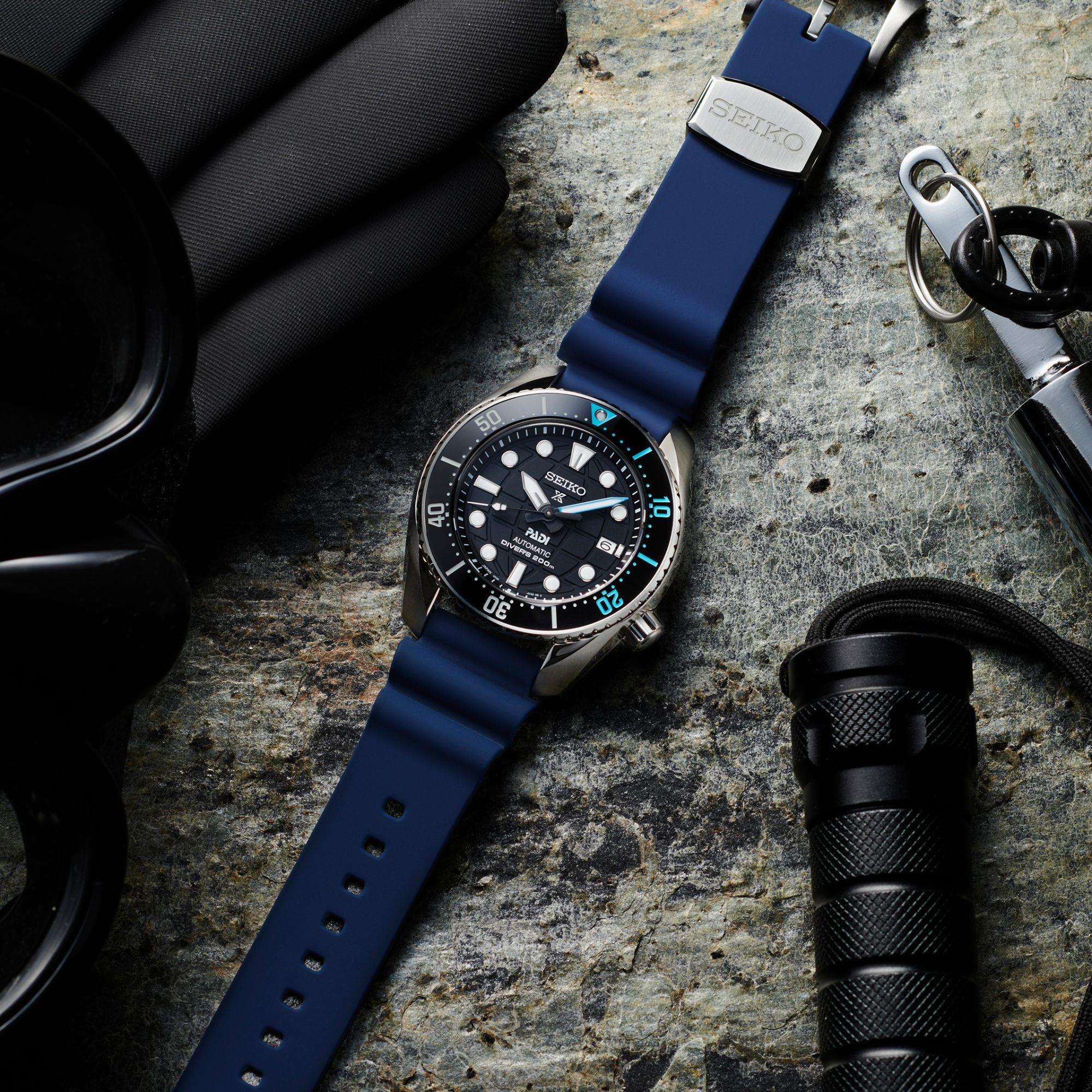 Prospex King Sumo PADI Sonderedition Automatik Schwarzes Zifferblatt Silikonarmband Taucheruhr SPB325J1