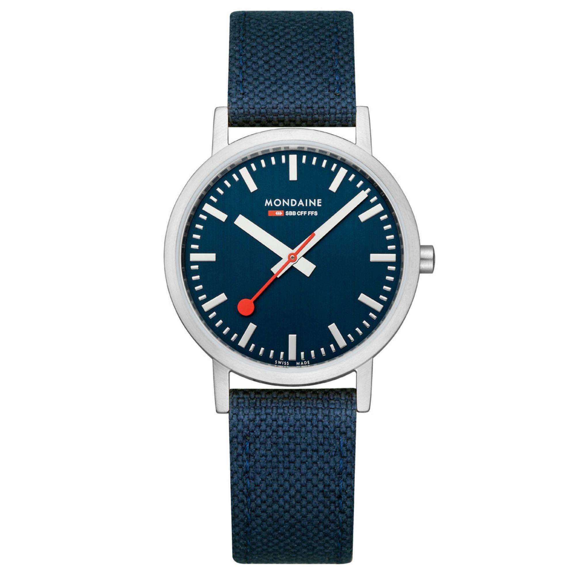 Mondaine Classic Tiefblaues Textilband Blaues Zifferblatt Uhr A660.30314.40SBD