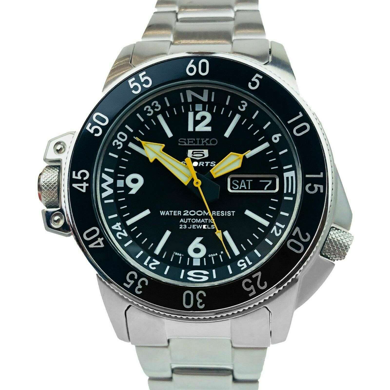 Seiko 5 Sports Land Shark Atlas Automatik Schwarzes Zifferblatt Stahl Herren Uhr SKZ211K1