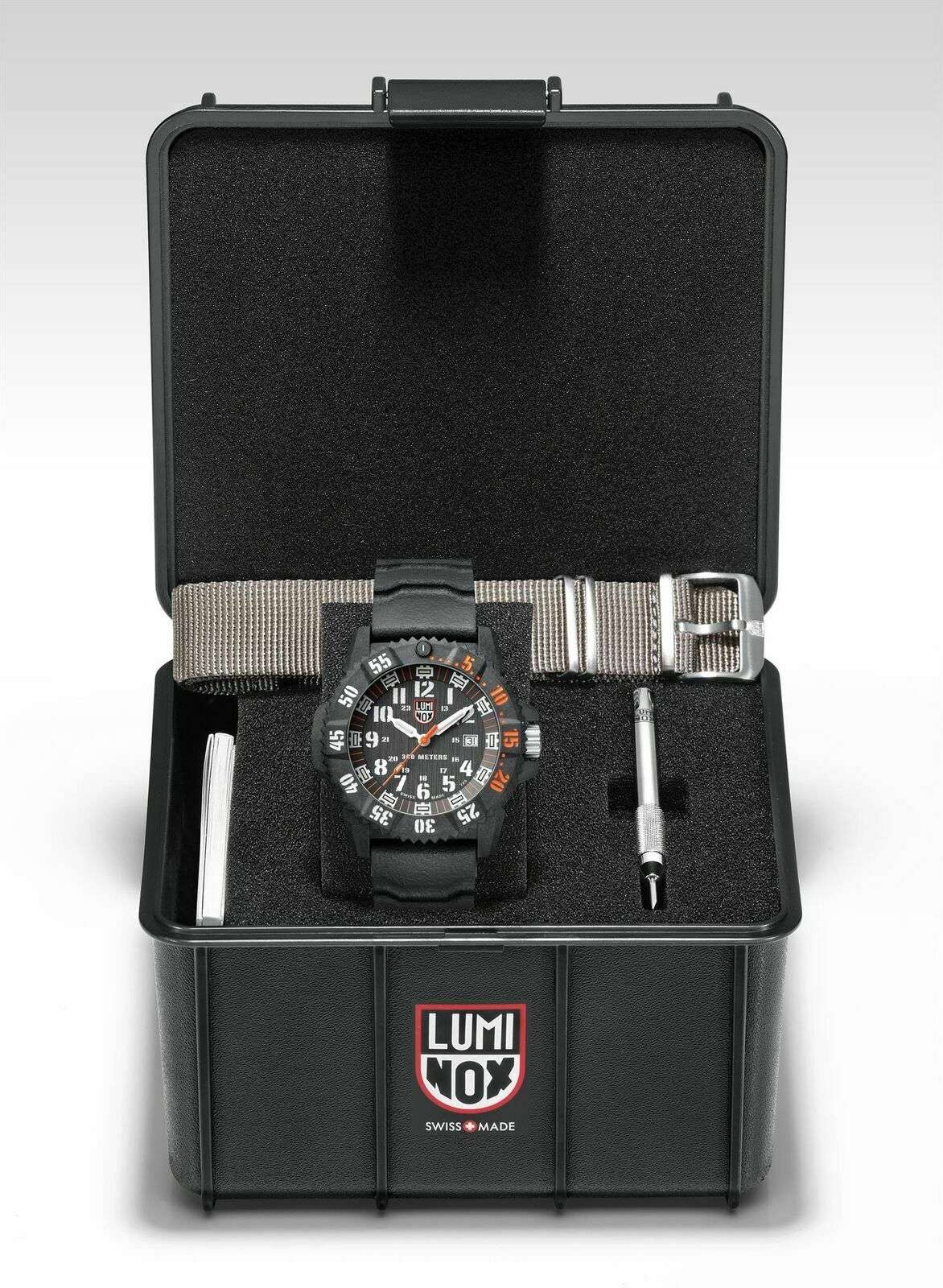 Luminox Master Carbon Seal Set 3800 Serie Schwarzes Zifferblatt Uhr XS.3801.C.SET