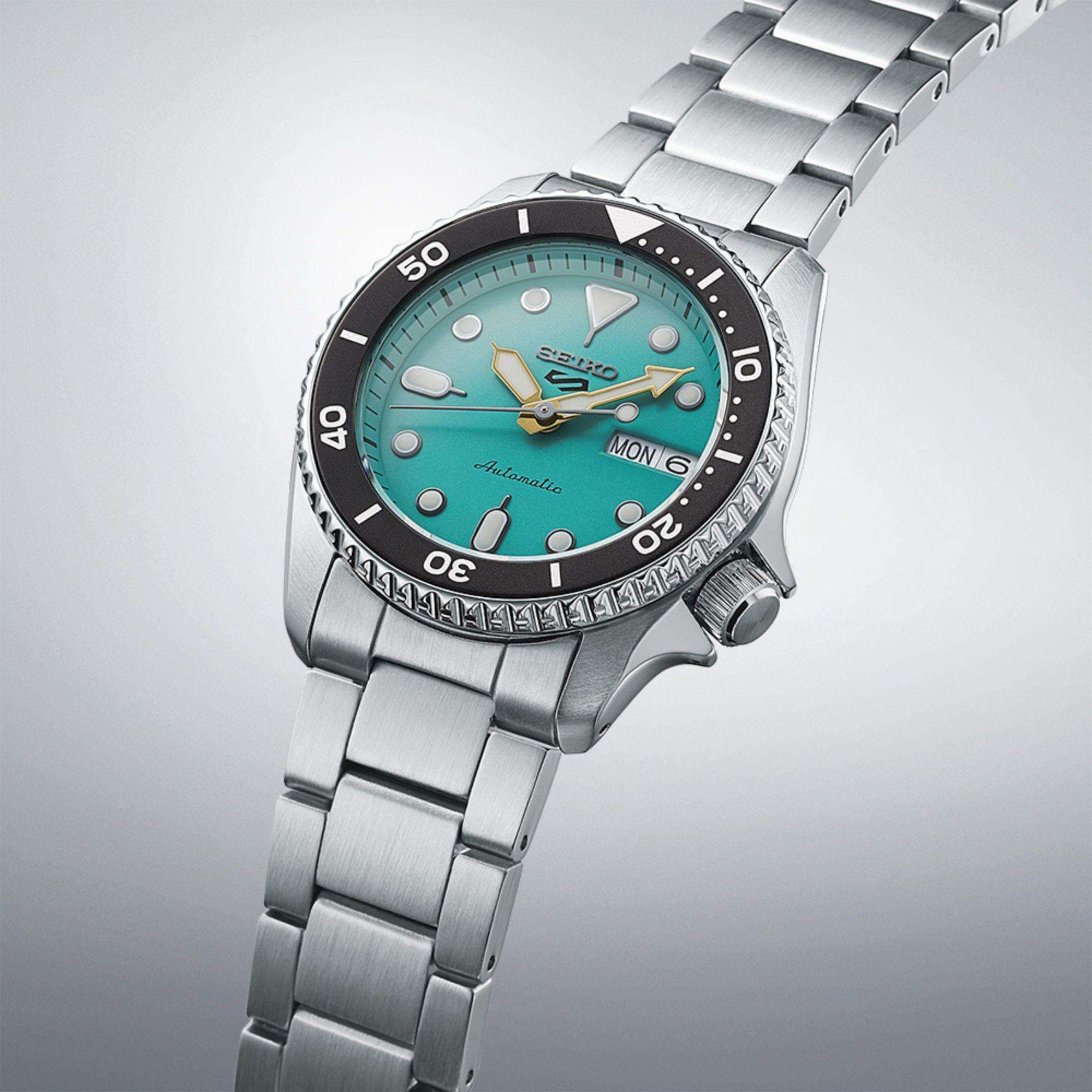 Seiko 5 Sports SKX "Midi" Reissue Teal Dial Steel Bracelet Mens Watch SRPK33K1