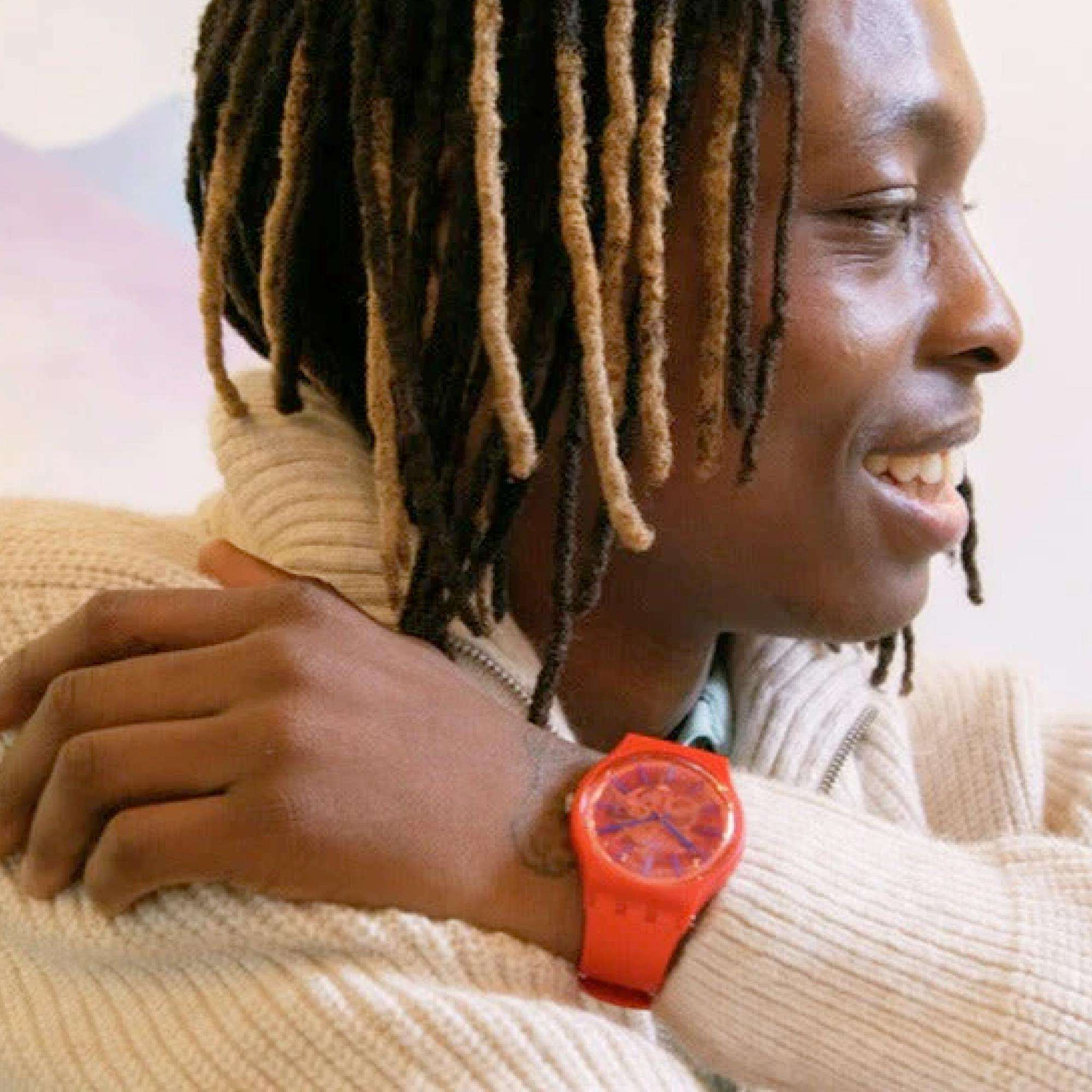 Swatch The January Collection 'Redder Than Red PAY!' Quarz Rotes Zifferblatt Uhr SO29R107-5300