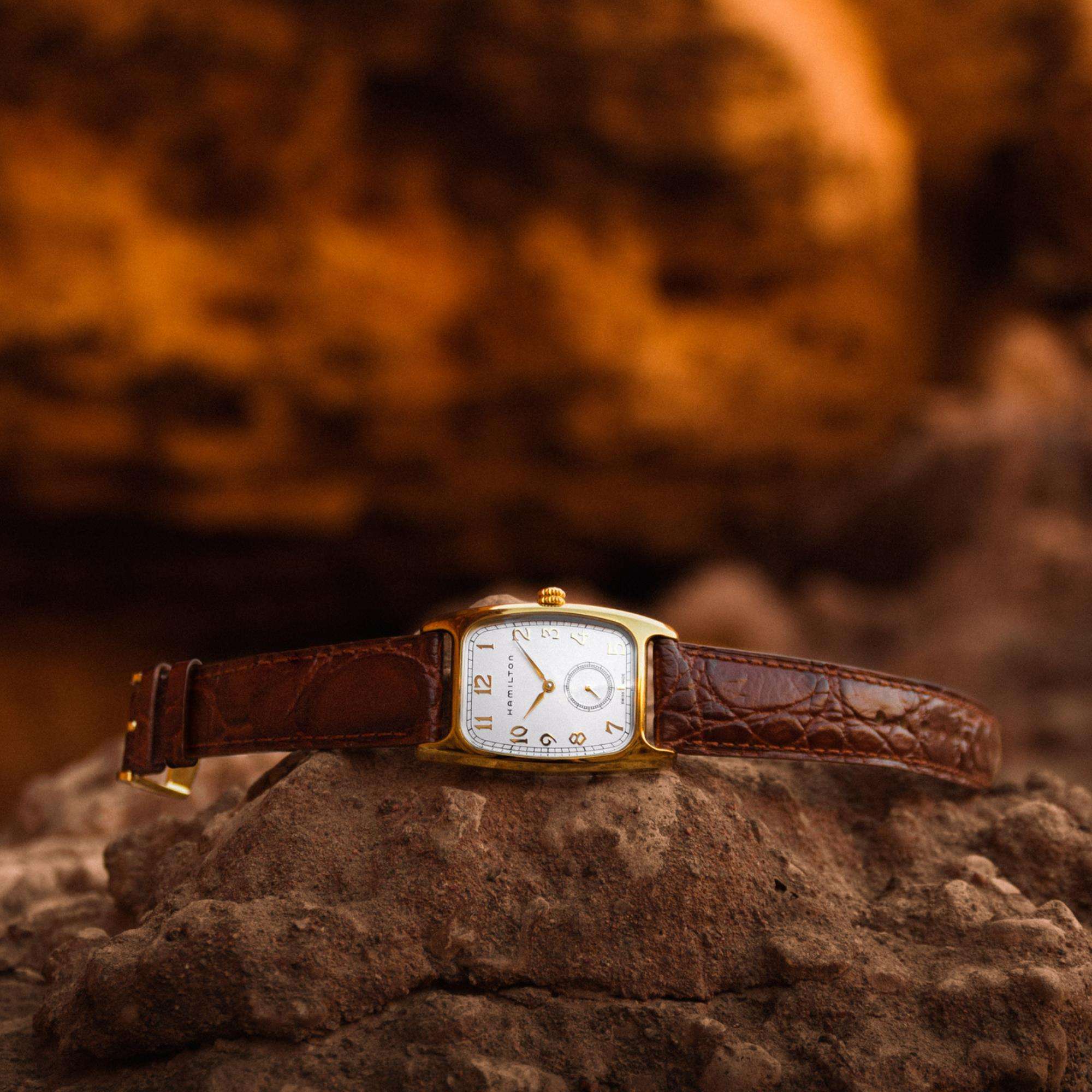 Hamilton American Classic 27mm Indiana Jones Boulton Weißes Zifferblatt Leder Herren Quarz Uhr H13431553