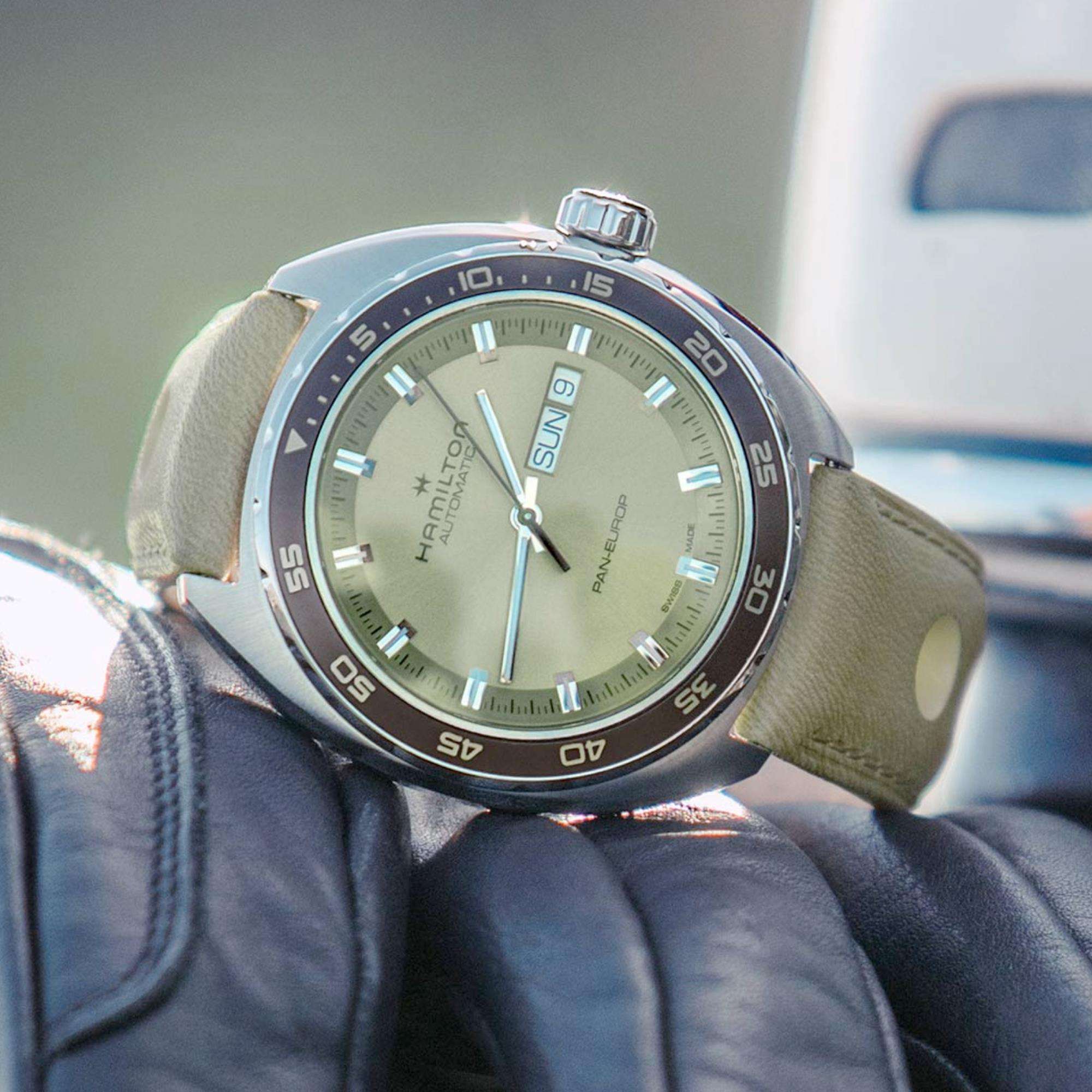 Hamilton American Classic 42mm Pan Europ Tag-Datum Grünes Zifferblatt Leder Herren Automatik Uhr H35445860