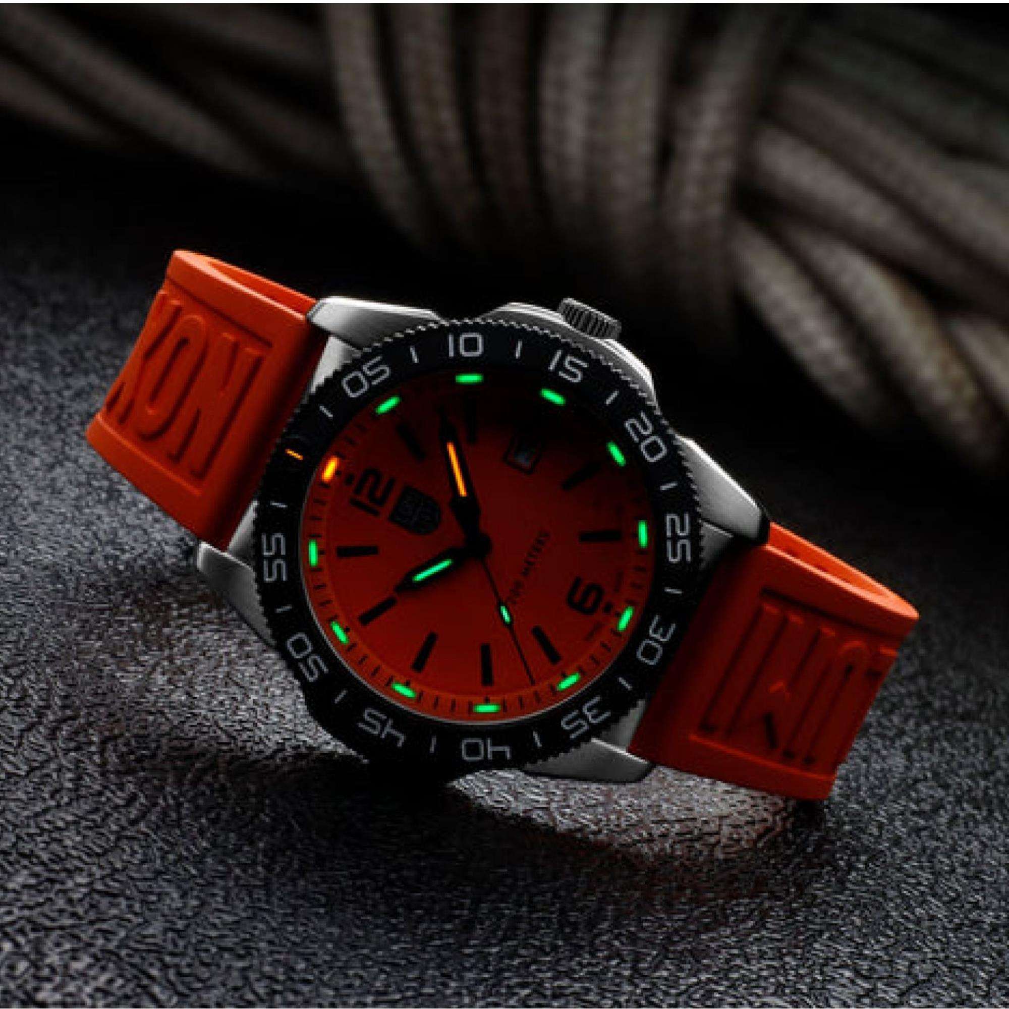 Luminox Sea Pacific Diver Oranges Zifferblatt Herren Uhr XS.3129
