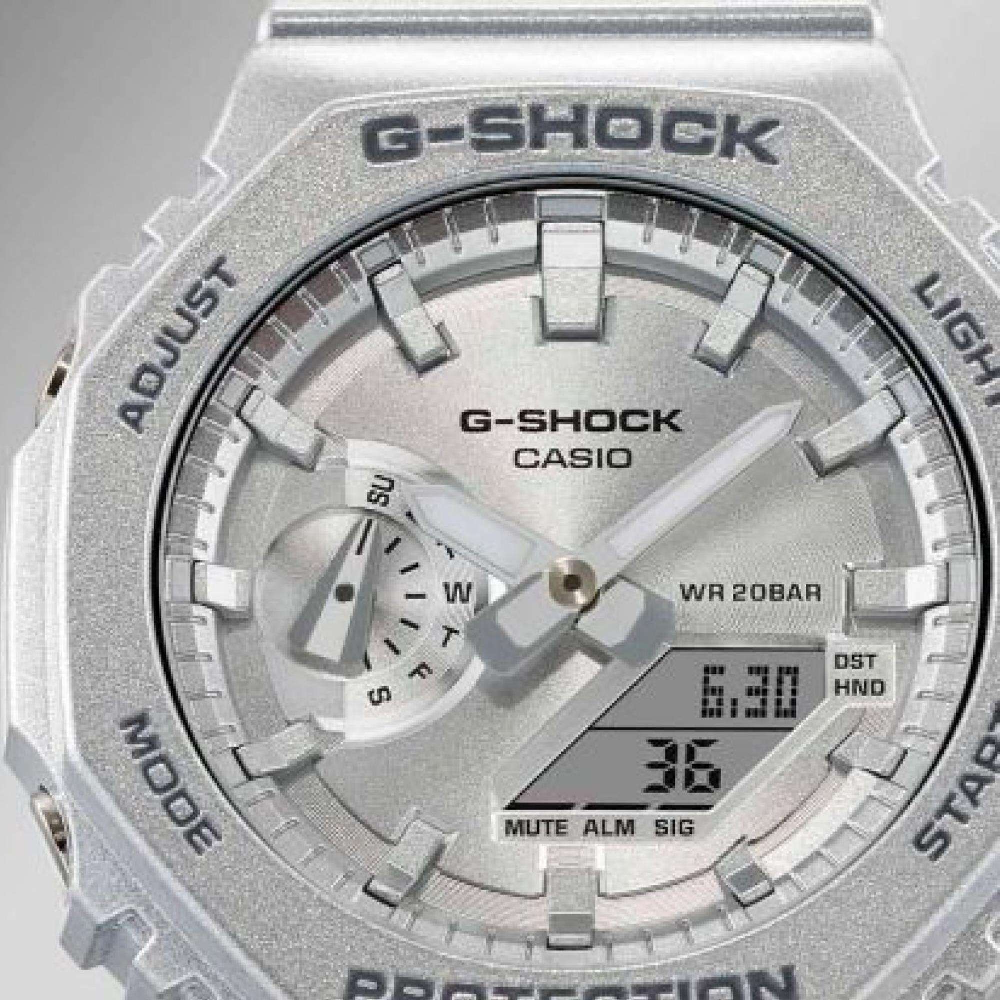 Casio G-Shock Classic Forgotten Future Silber Herren Uhr GA-2100FF-8AER