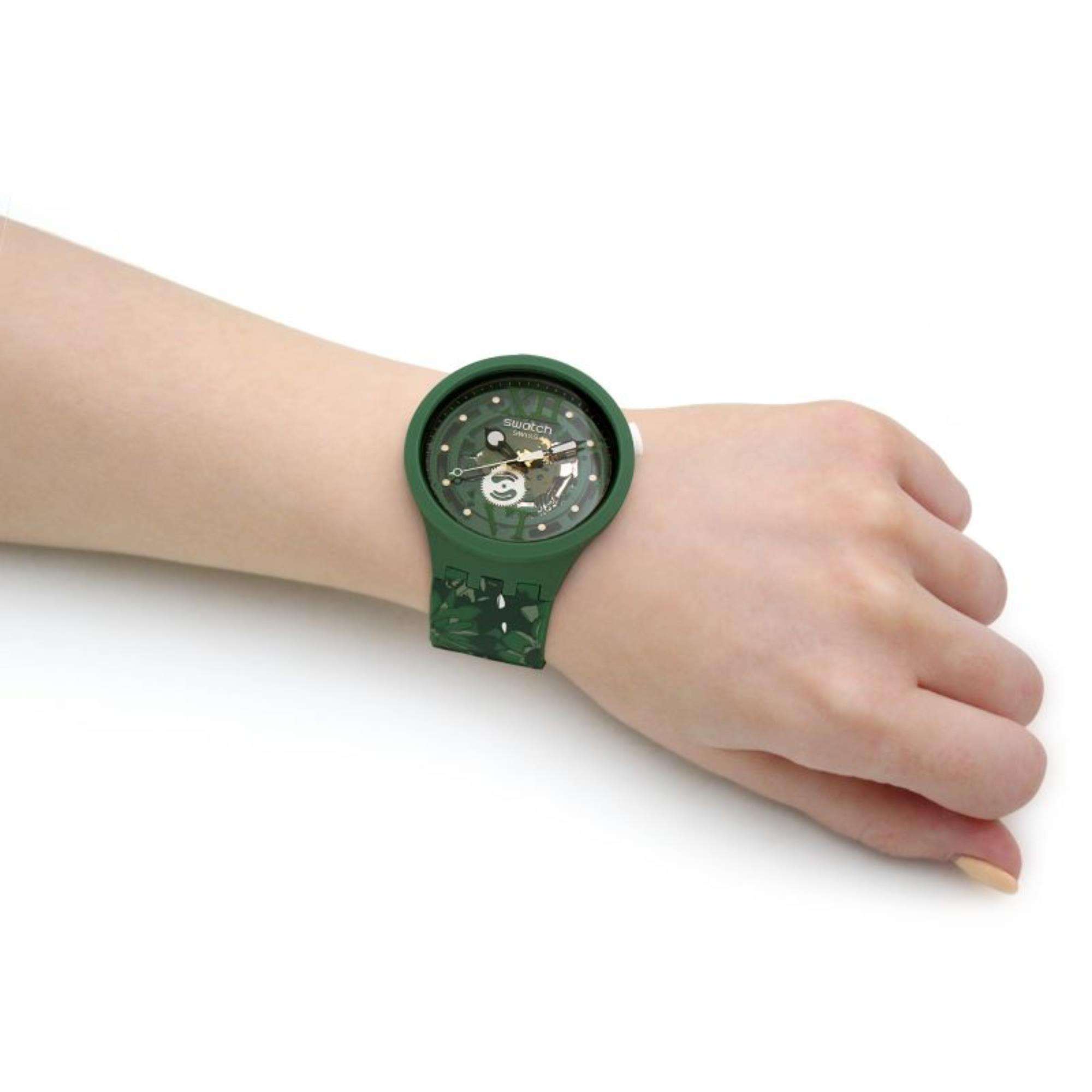 Swatch CAMOFLOWER GREEN Big Bold Bioceramic Uhr SB05G104