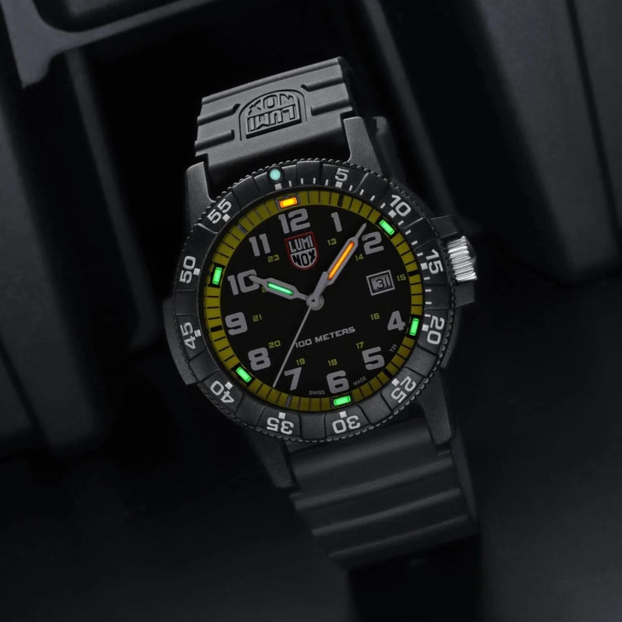 Luminox Leatherback Sea Turtle Giant Schwarzes Zifferblatt XS.0325