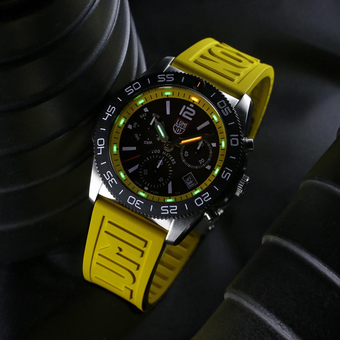Luminox Pacific Diver 44mm Chronograph Black Dial Rubber Mens Quartz Watch XS.3145