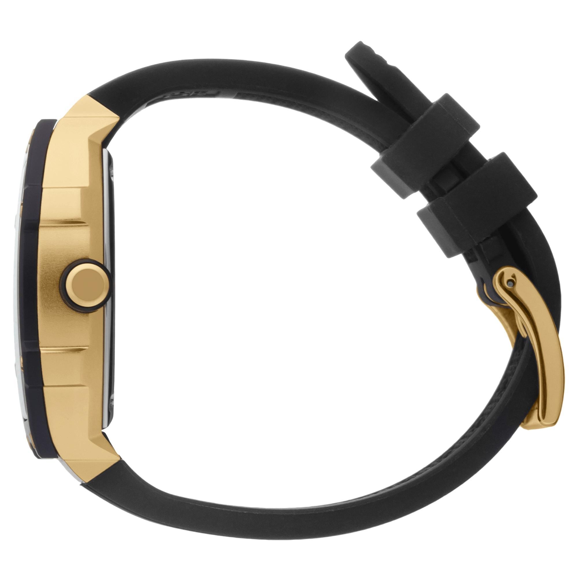 ICE Boliday Schwarz Gold Schwarzes Zifferblatt Silikonarmband Uhr 022865