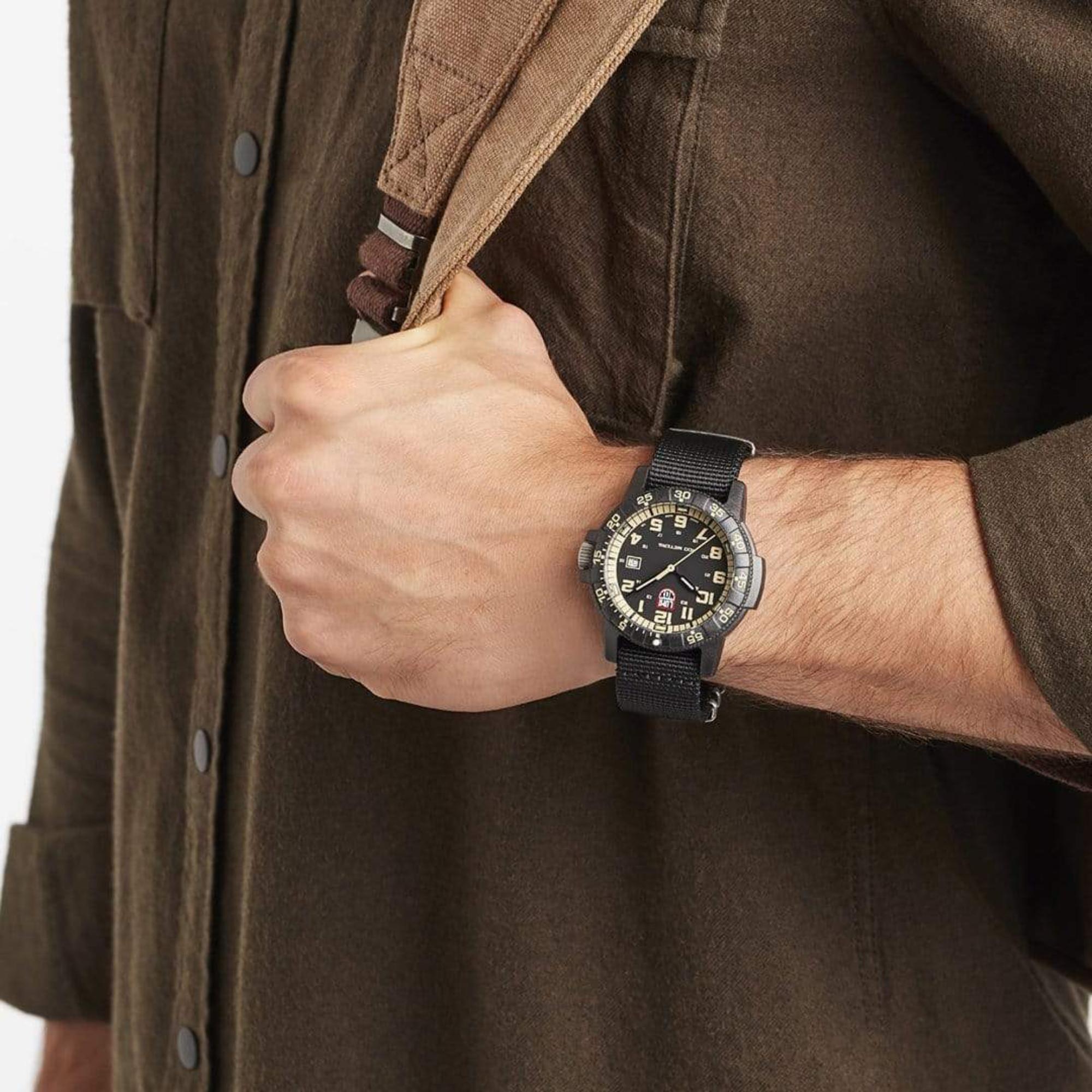 Luminox Leatherback Sea Turtle Quartz Black Dial NATO Strap Watch XS.0333