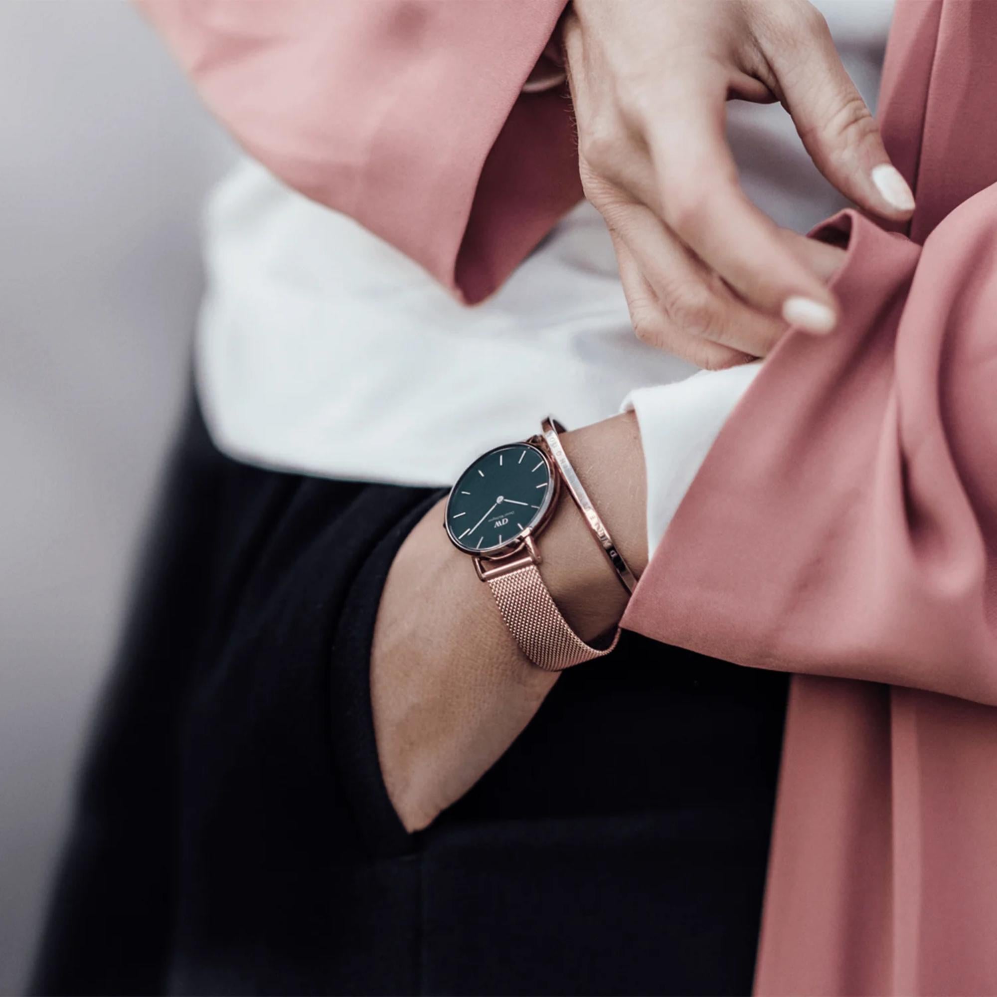 Daniel Wellington Petite 28mm Black Dial Steel Ladies Quartz Watch DW00100217
