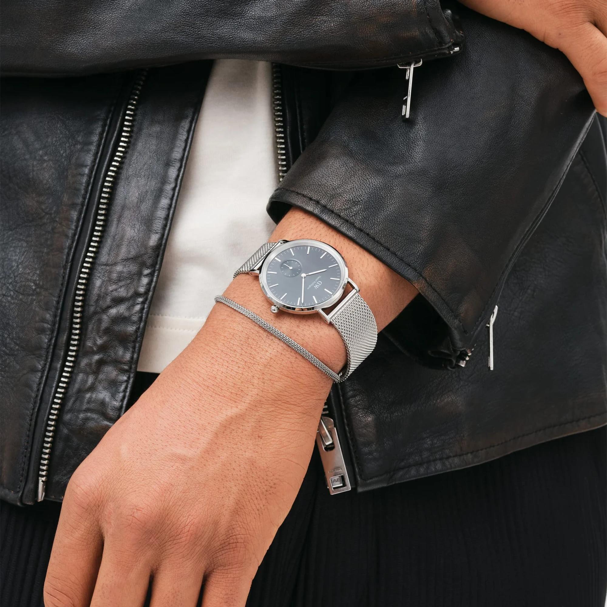 Daniel Wellington Classic 40mm Small Seconds Black Dial Steel Mens Quartz Watch DW00100711