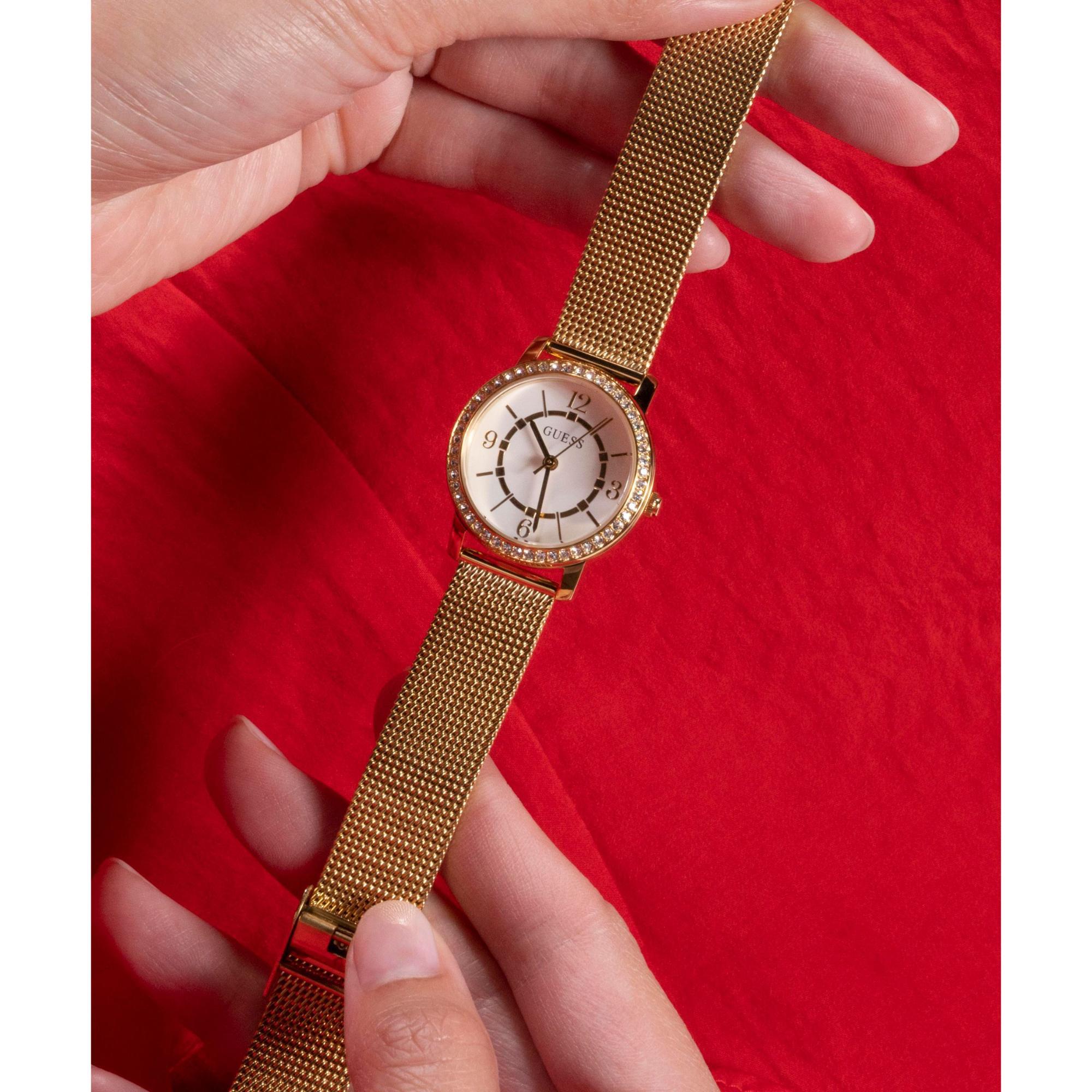 GUESS Goldfarbene Analog Weiß Zifferblatt Edelstahlarmband Damen Uhr GW0534L2