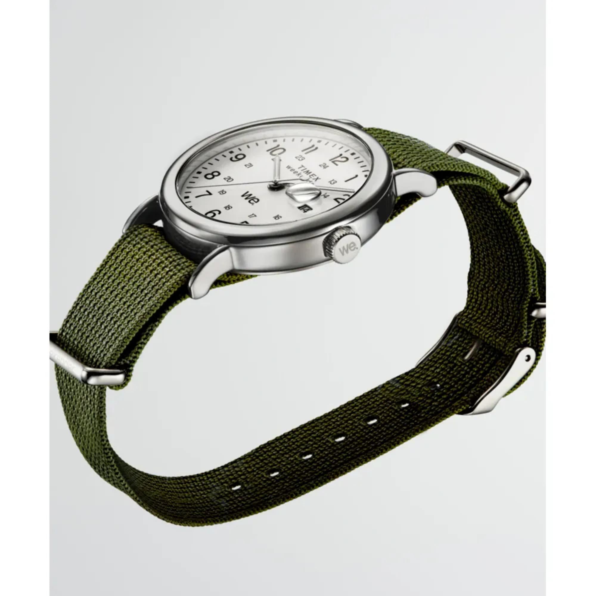 Timex Weekender 40mm White Dial Fabric Mens Quartz Watch TW2W86000