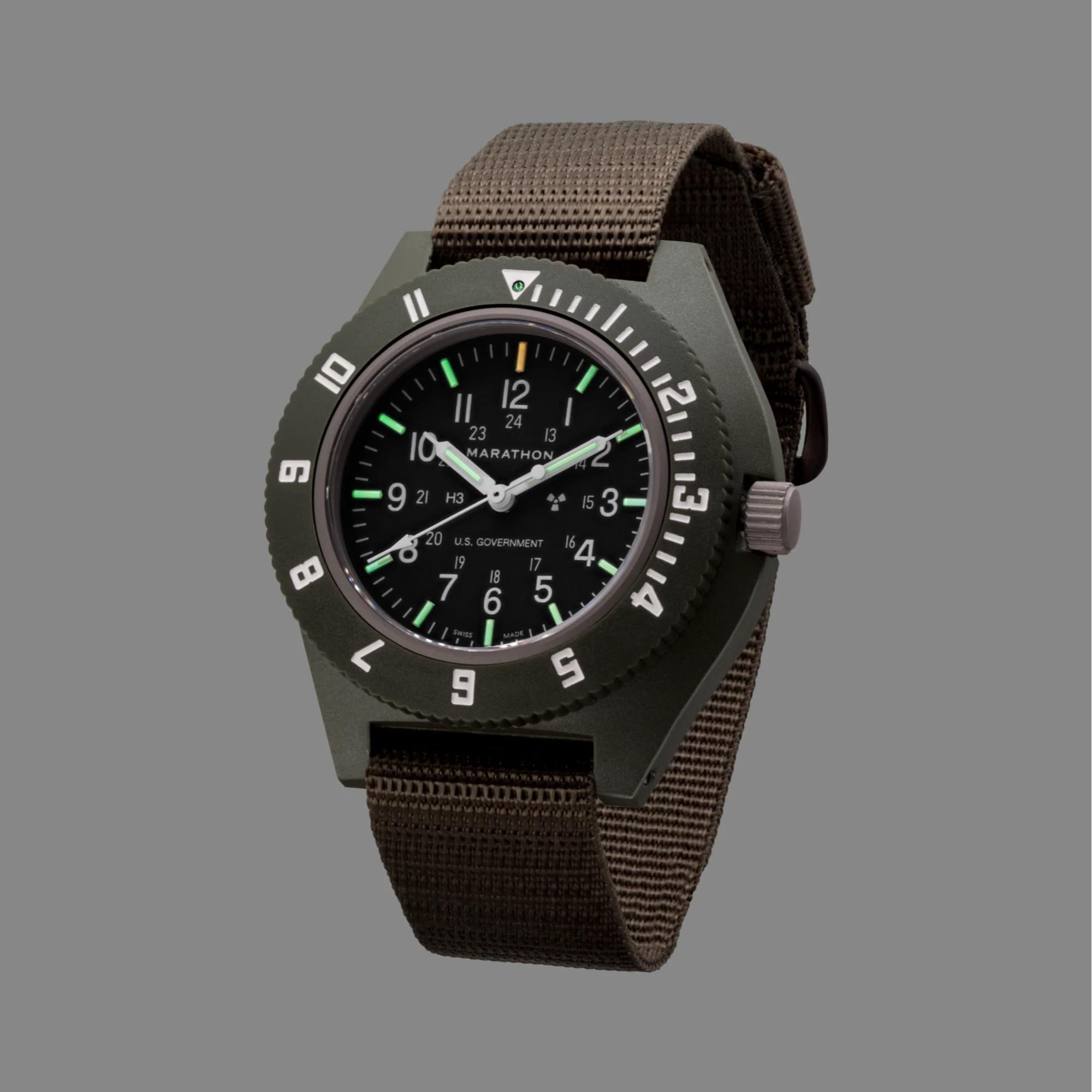 Marathon Pilot's Navigator Salbeigrün Quarz Schwarzes Zifferblatt Herren Uhr WW194001SG-0002