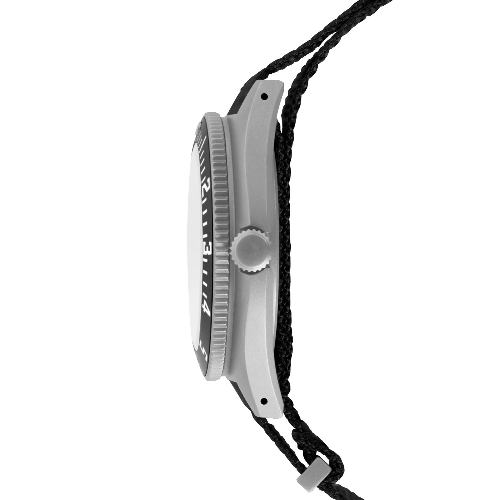 Marathon Steel Navigator Automatic (SSNAV-D AUTO) on Nylon DEFSTAN Black Dial Men's Watch WW194030SS-0103