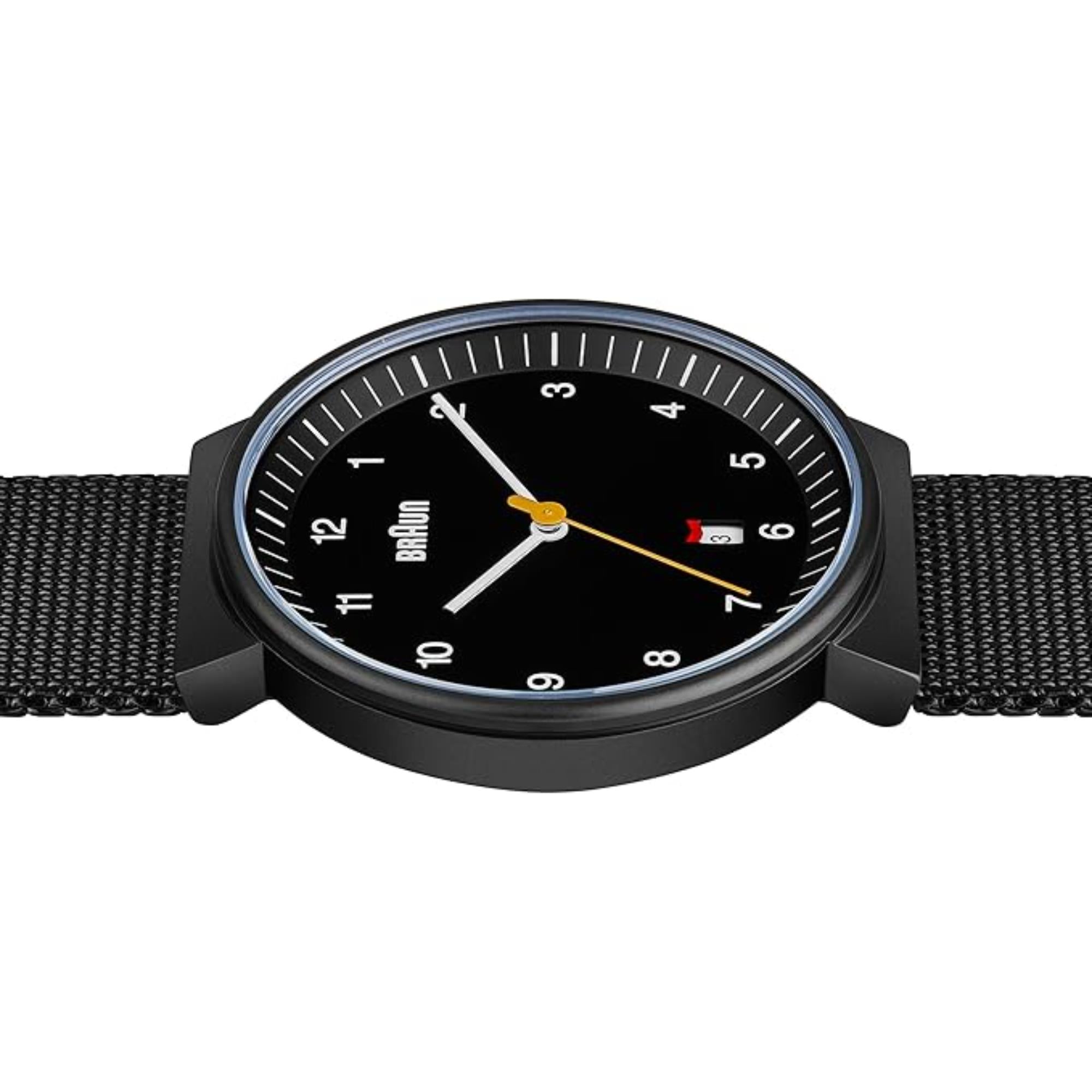 Braun Classic Schwarzes Zifferblatt Herrenarmbanduhr BN0032BKBKMHG