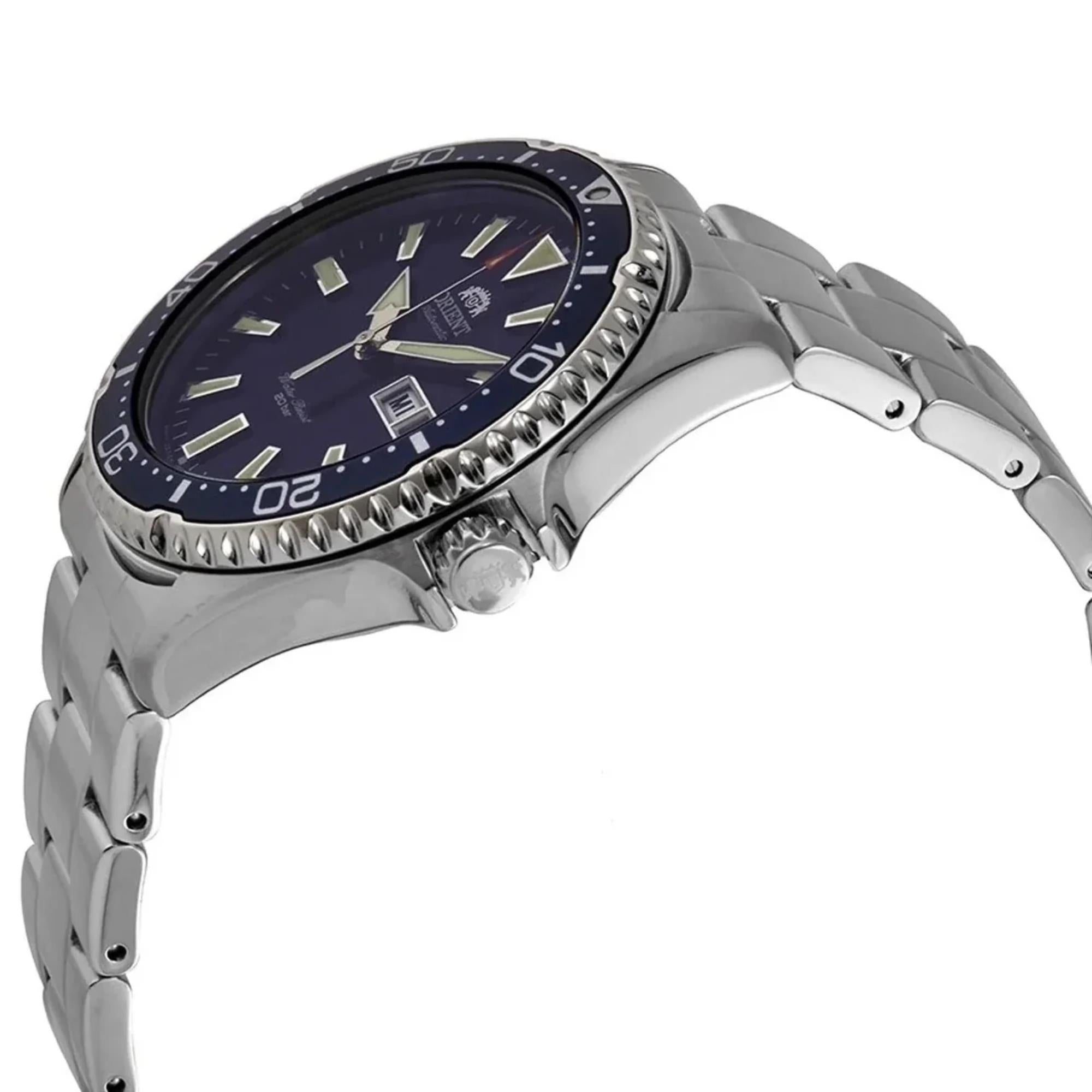Orient Mako RA-AA0002L39B stainless steel bracelet side profile