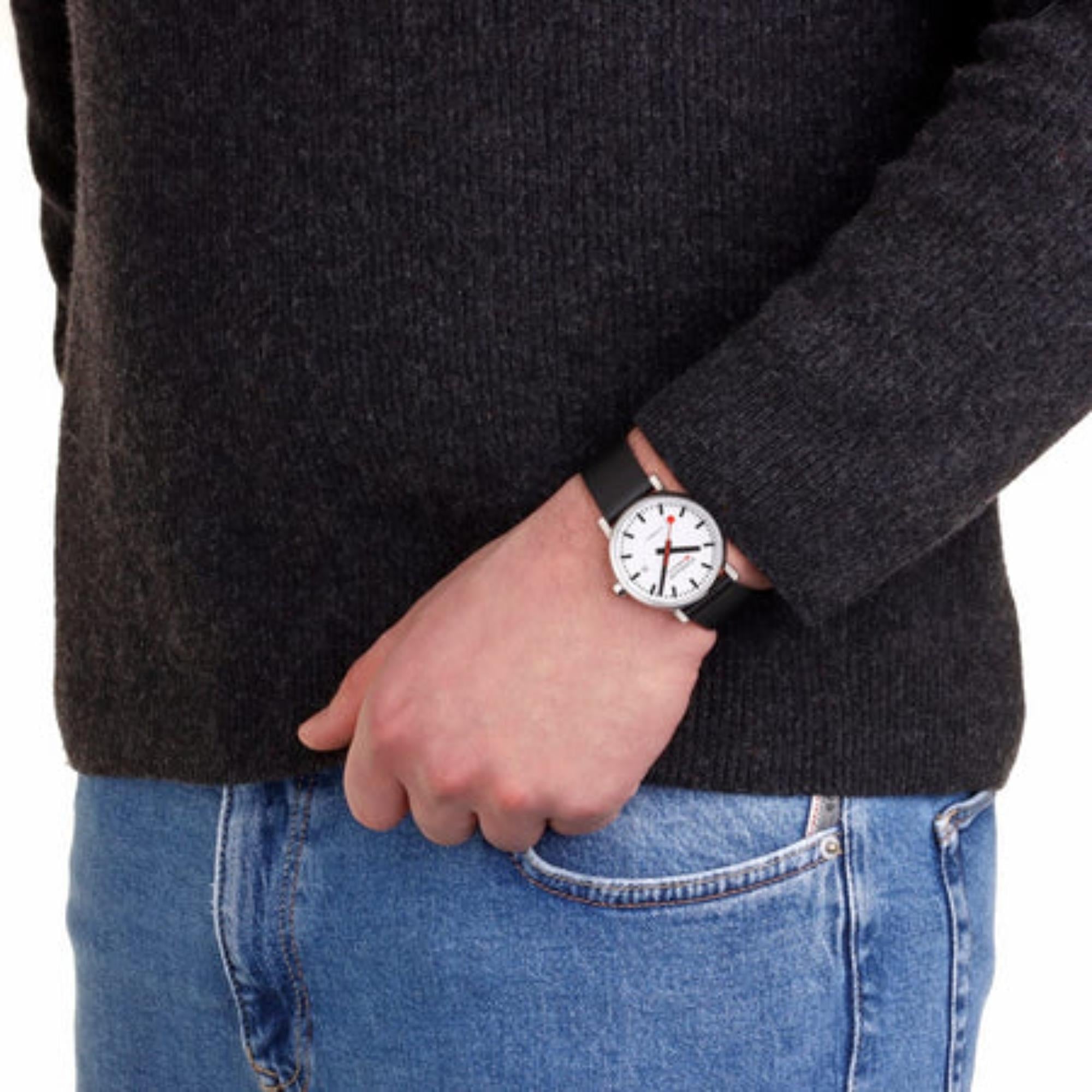 Mondaine Evo2 40mm Weiß Zifferblatt Leder Herren Automatik Uhr MSE.40610.LBV