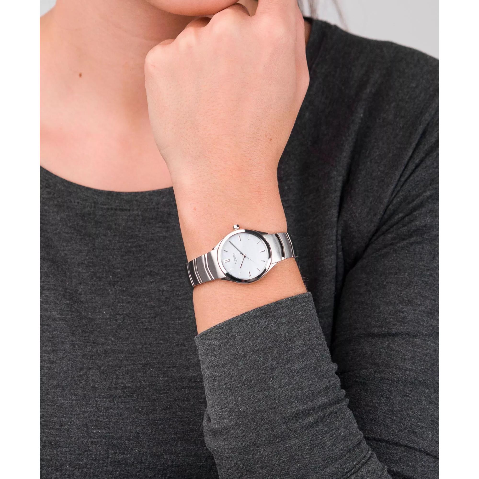 Seiko Conceptual 30mm Blue Dial Steel Ladies Quartz Watch SUR549P1