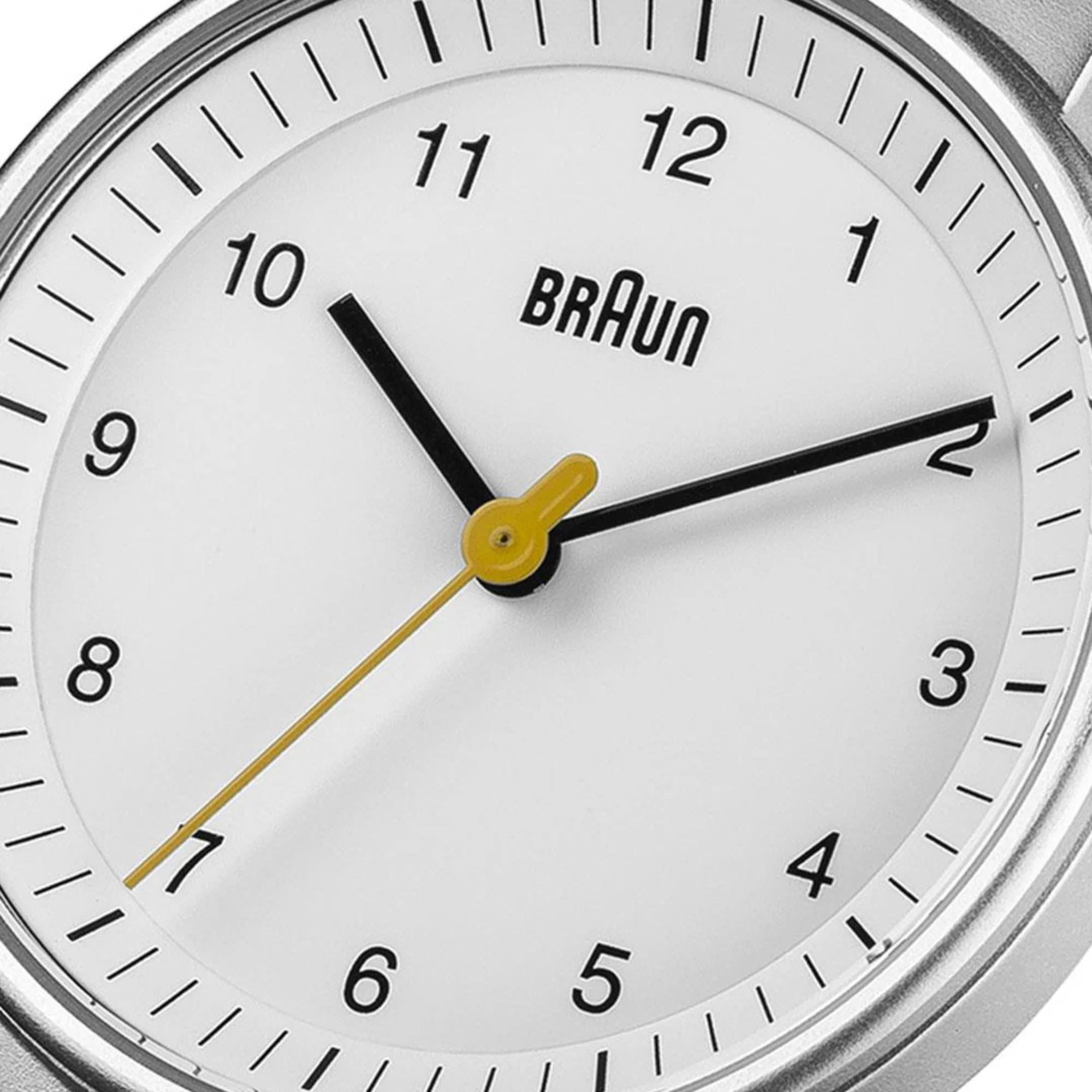 Braun Classic Silbernes Zifferblatt Stahl-Mesh-Armband Damenuhr BN0031WHSLMHL