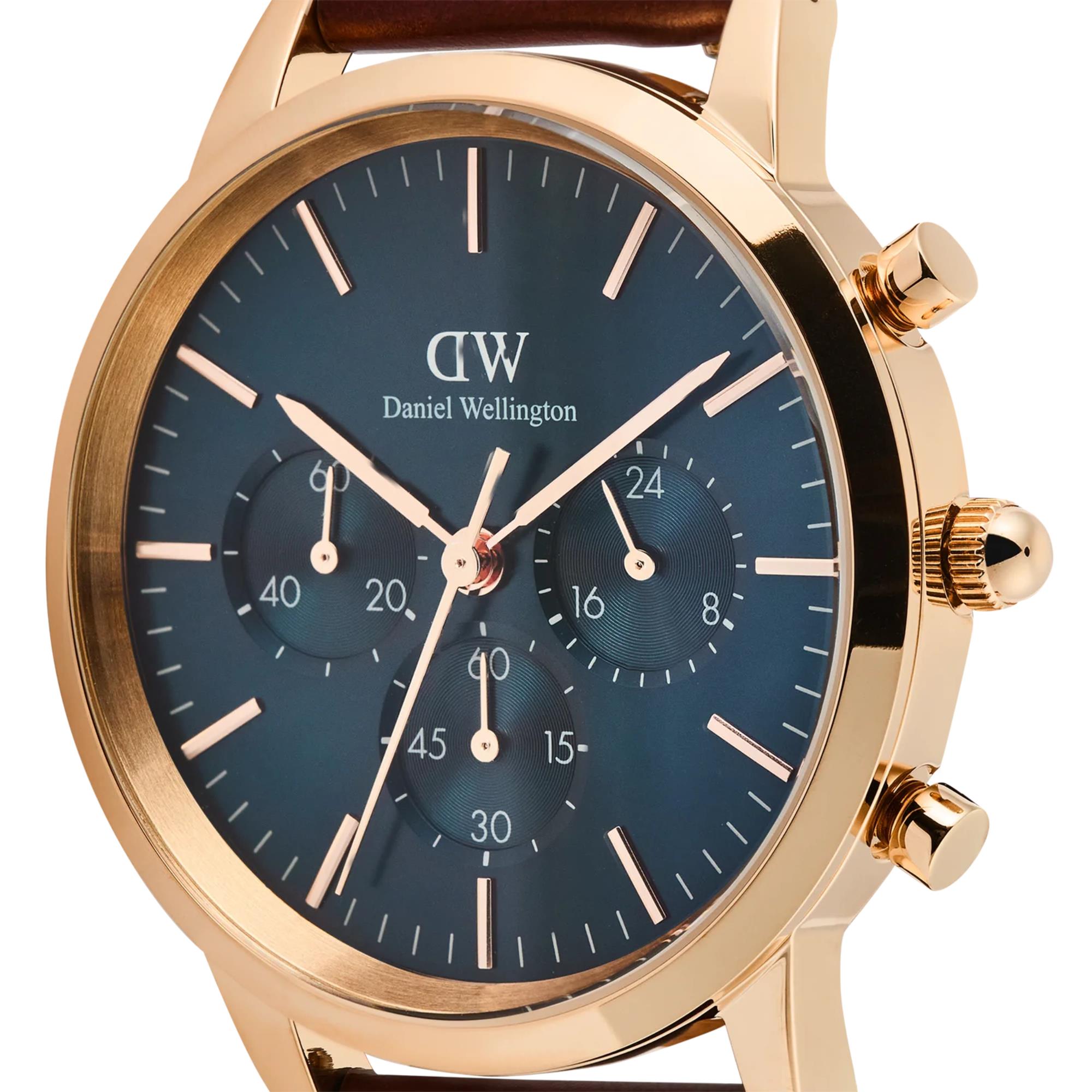 Daniel Wellington Iconic 42mm Chronograph Blaues Zifferblatt Leder Herren Quarz Uhr DW00100639