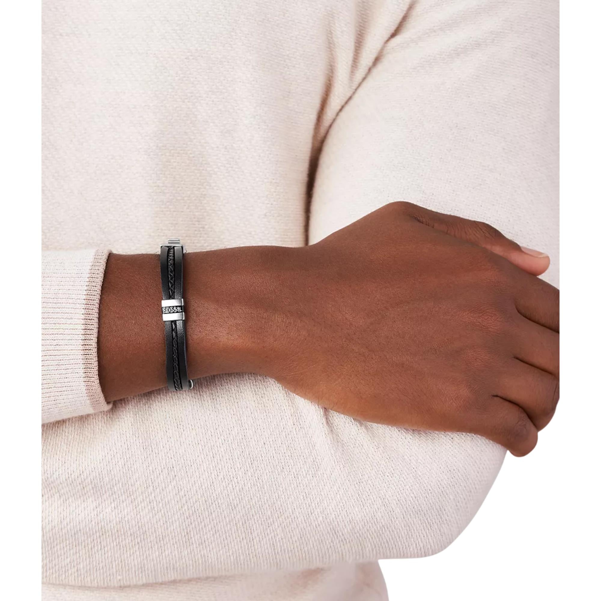 Fossil Leather Essentials Schwarzes Mehrstrang-Lederarmband JF03686040