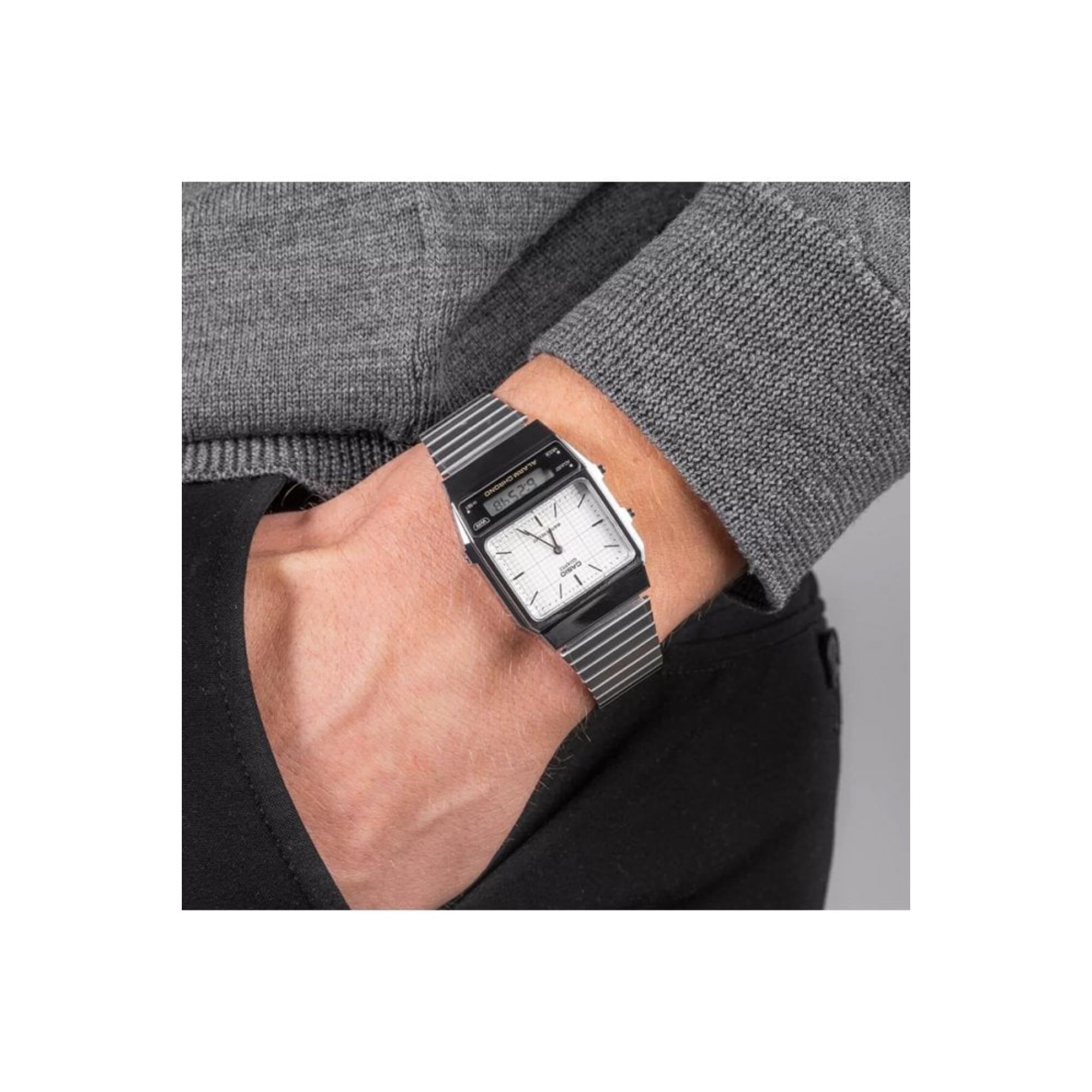 Casio Vintage 32mm Edgy Digital Analogue Dial Steel Quartz Watch AQ-800E-7AEF